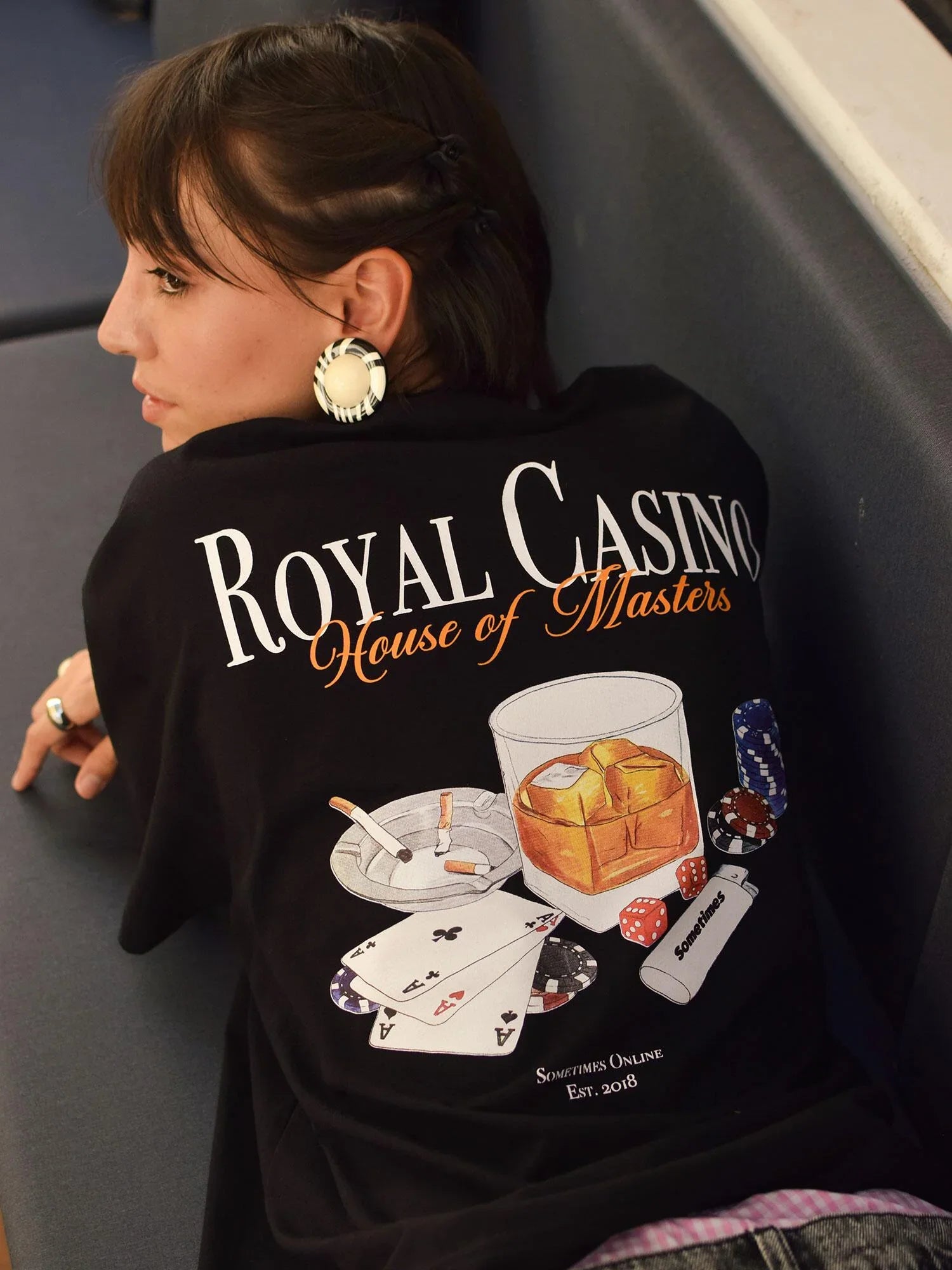 Camiseta Boxy Royal Casino Preta - Four Street