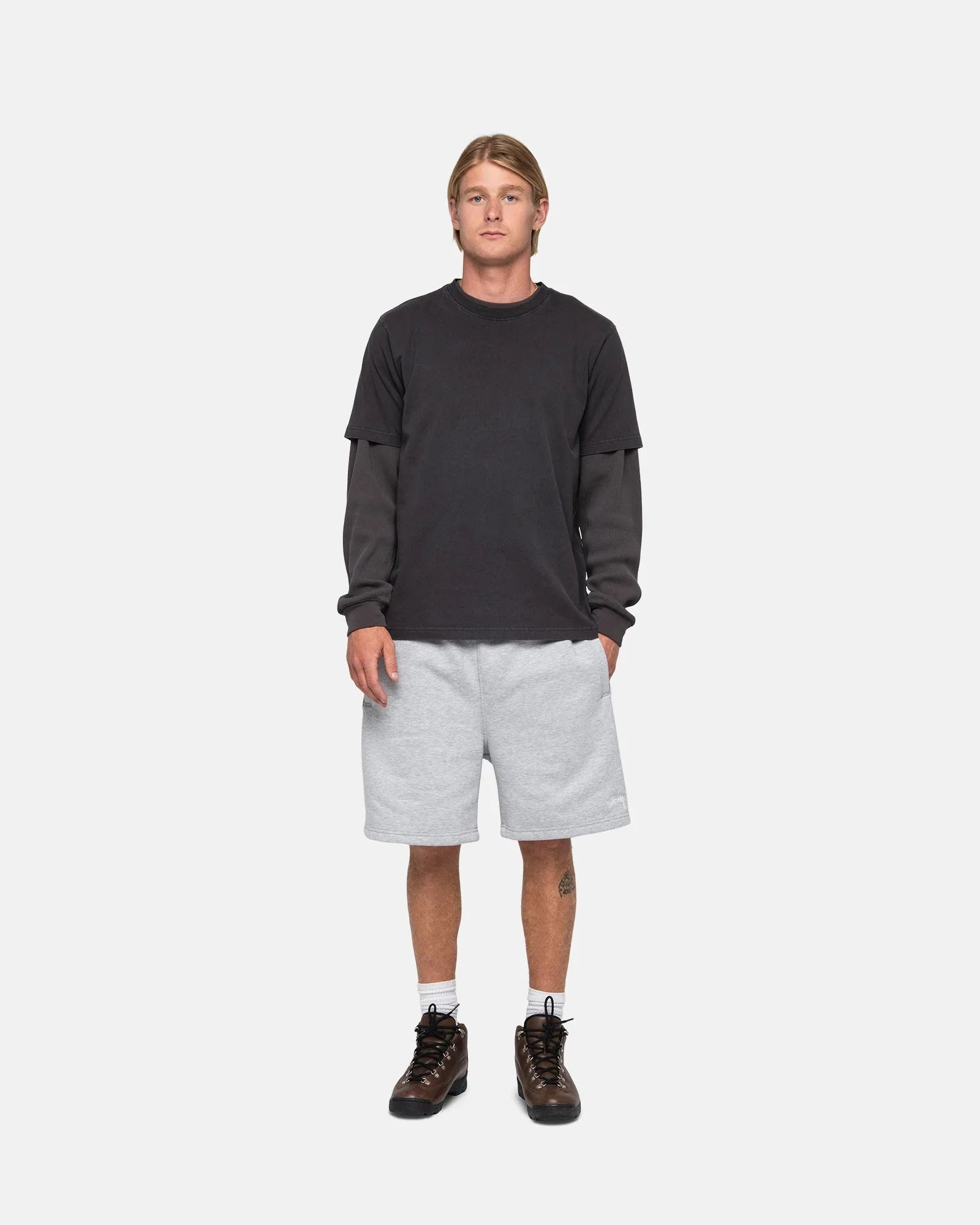 STOCK LOGO SWEATSHORT - Four Street