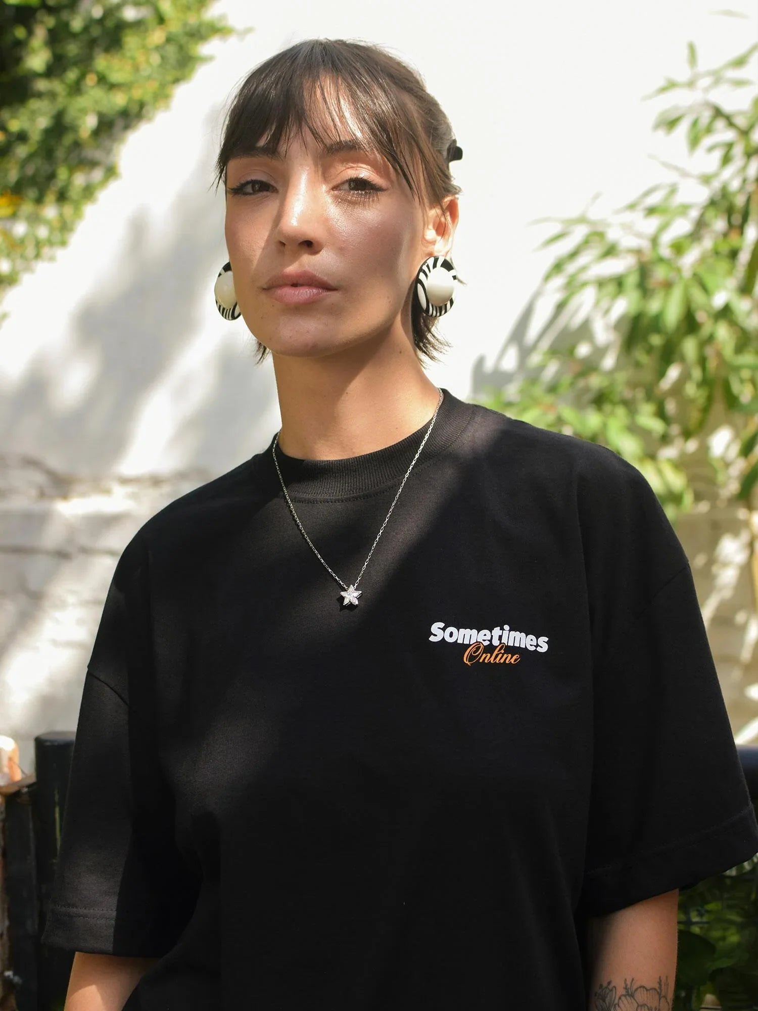 Camiseta Boxy Royal Casino Preta - Four Street