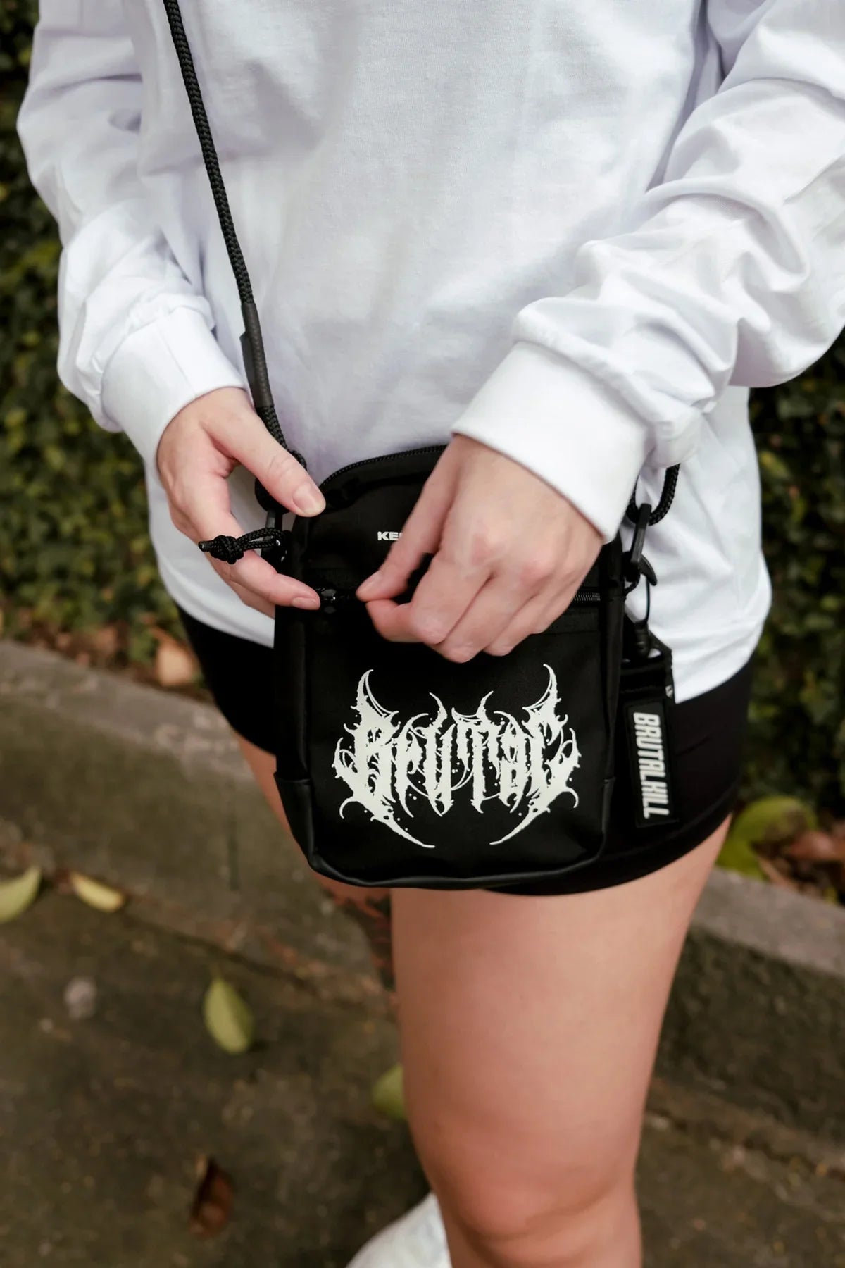 Shoulder Bag - String - Four Street