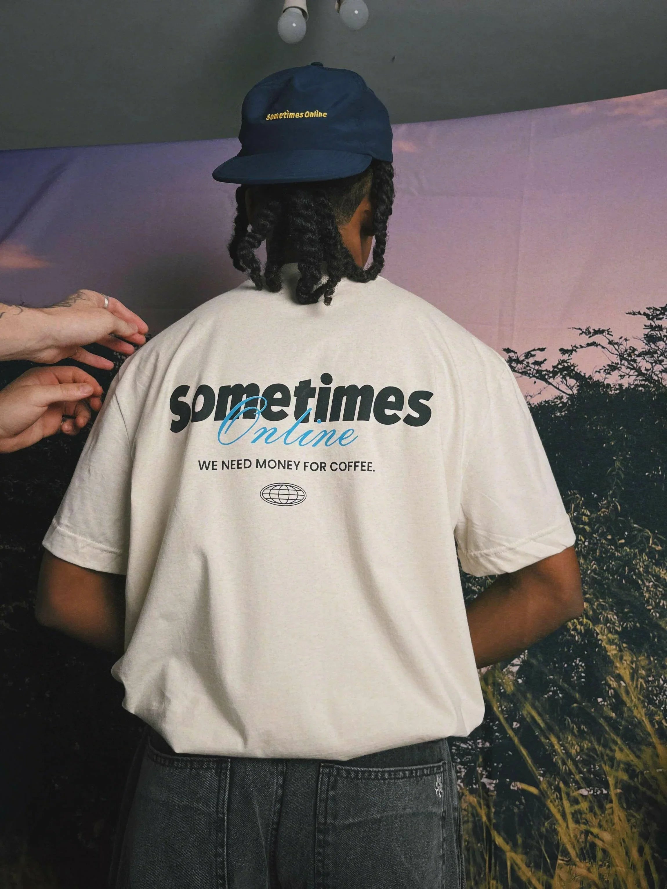 Camiseta Money For Coffee - Four Street