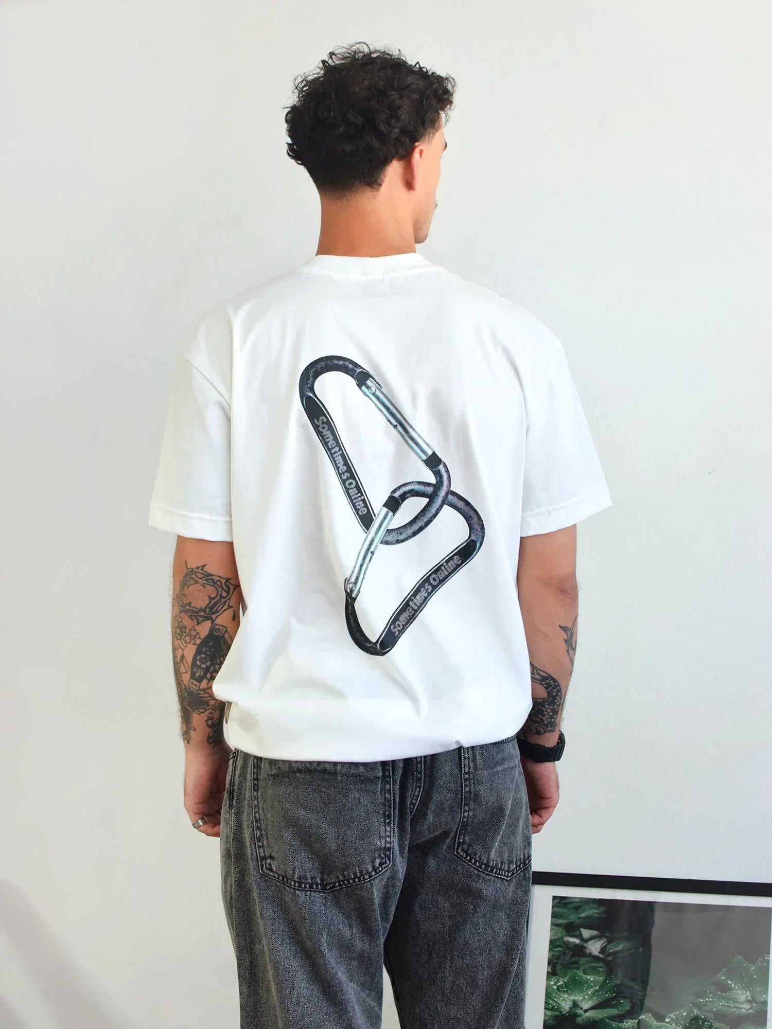 Camiseta Mosquetão Branca - Four Street