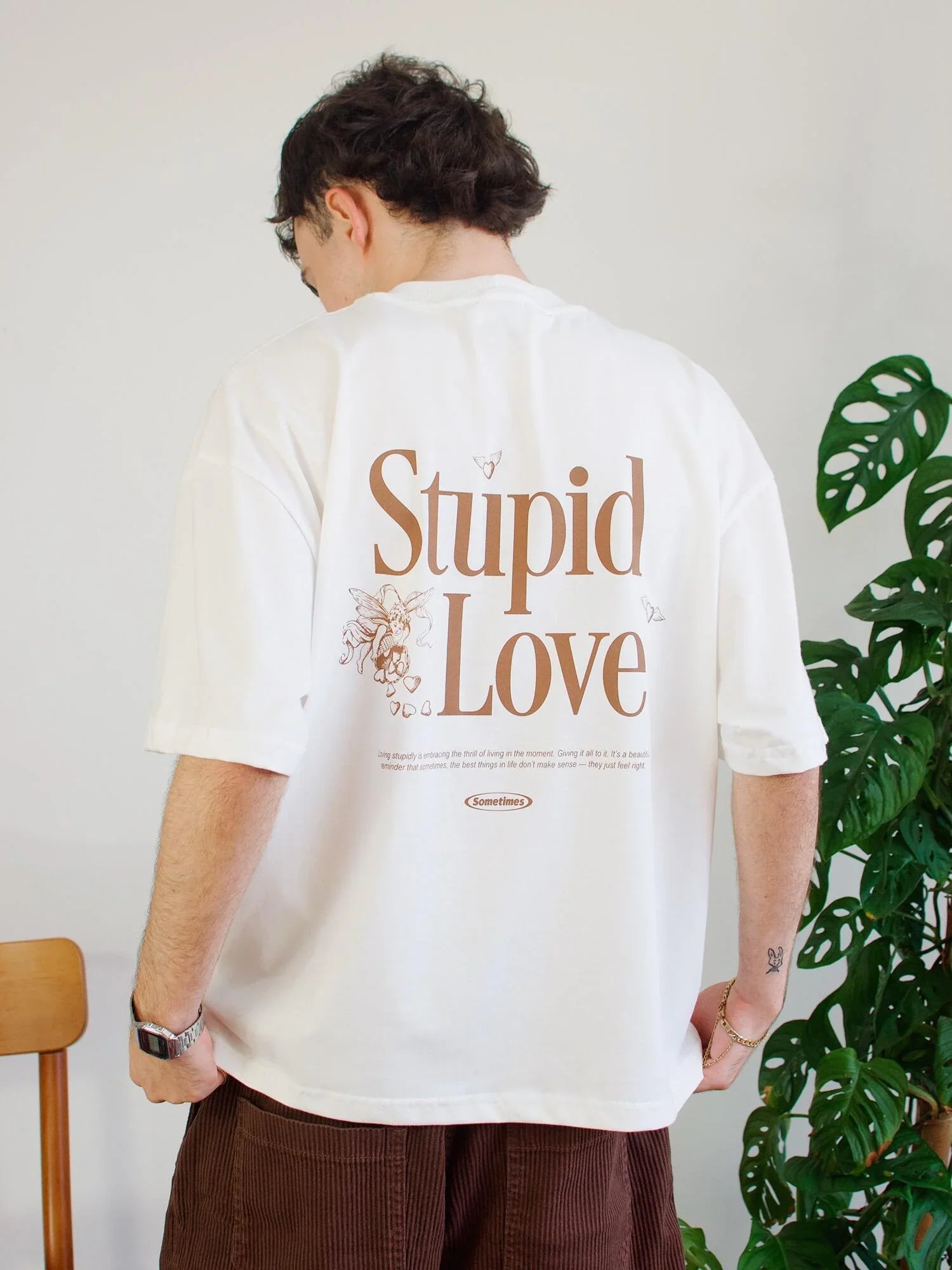 Camiseta Boxy Stupid Love - Four Street