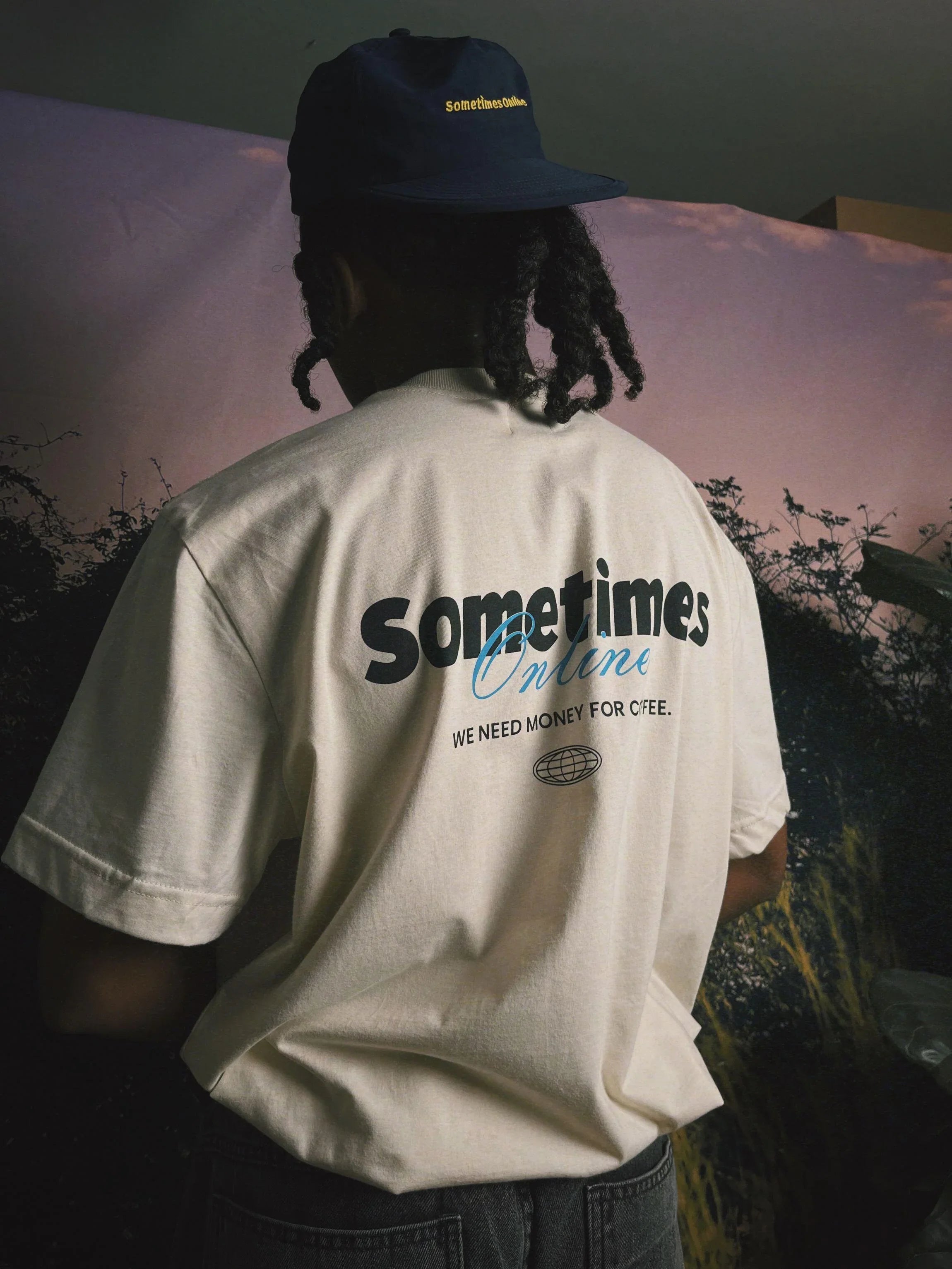 Camiseta Money For Coffee - Four Street