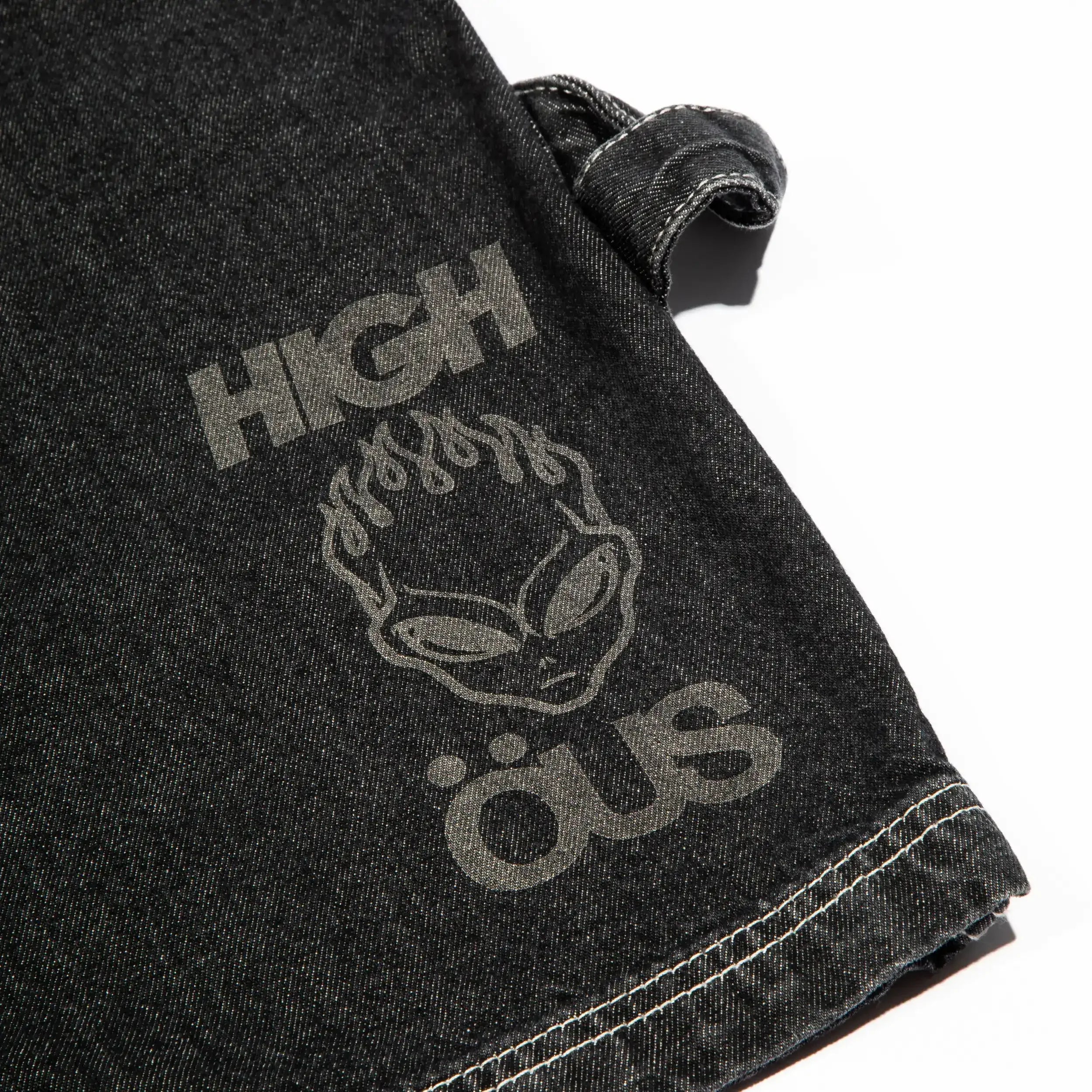 High & ÖUS Black Denin - Four Street
