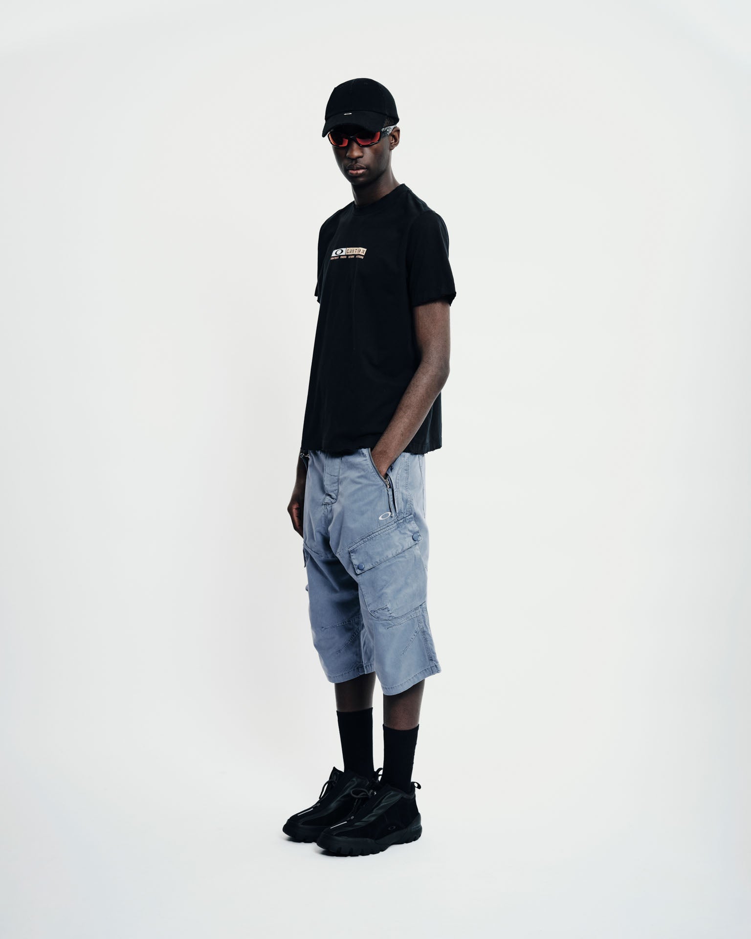 Camiseta Piet + Oakley Caution - Vintage Black