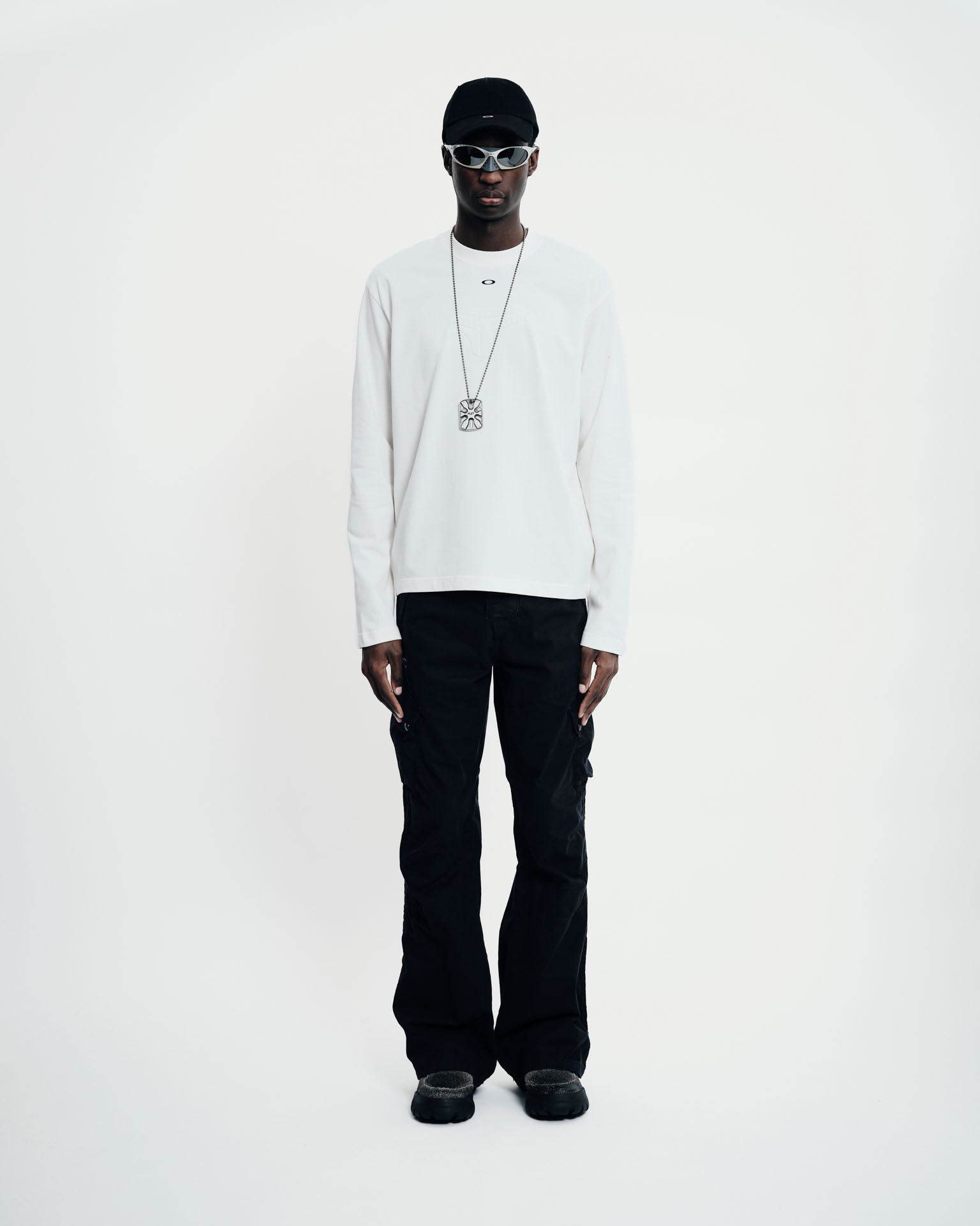 Camiseta Manga Longa Piet + Oakley - Bone White