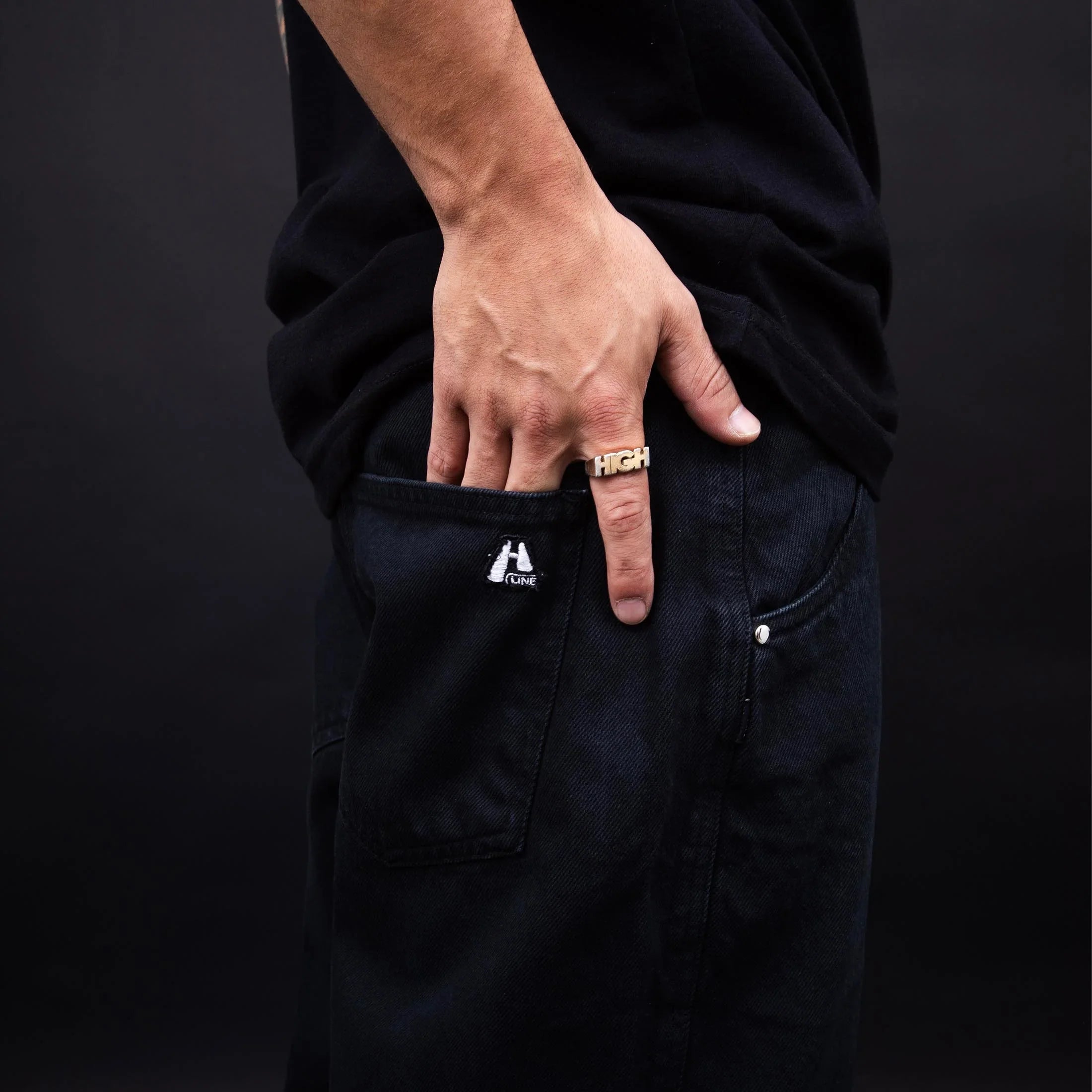 Jeans Pants Logo Line Black - Four Street
