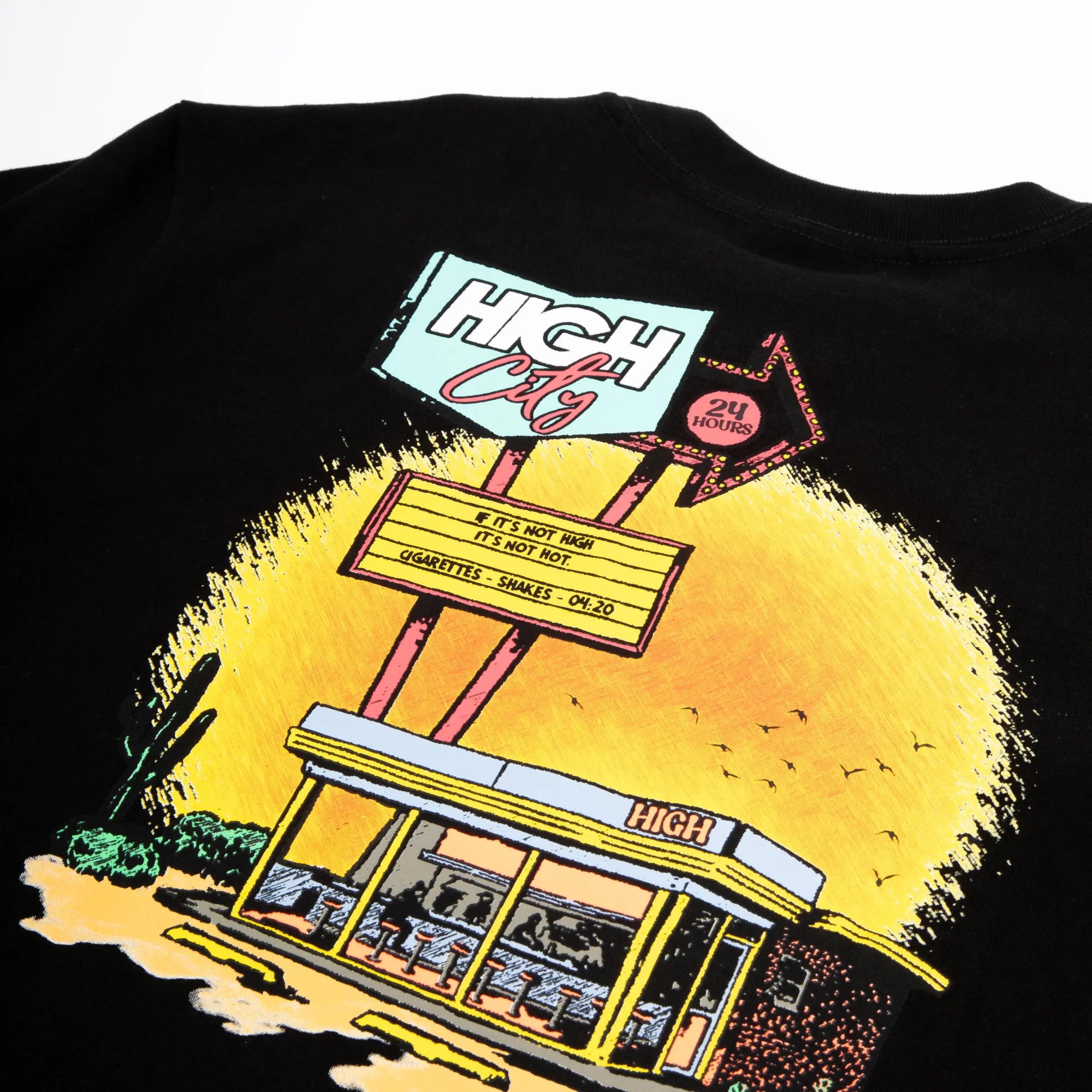 Tee Cafeteria Black - Four Street