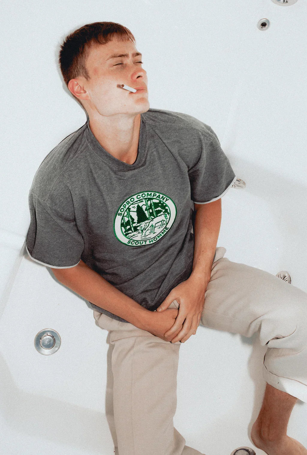 Royal Seal Raw Crew