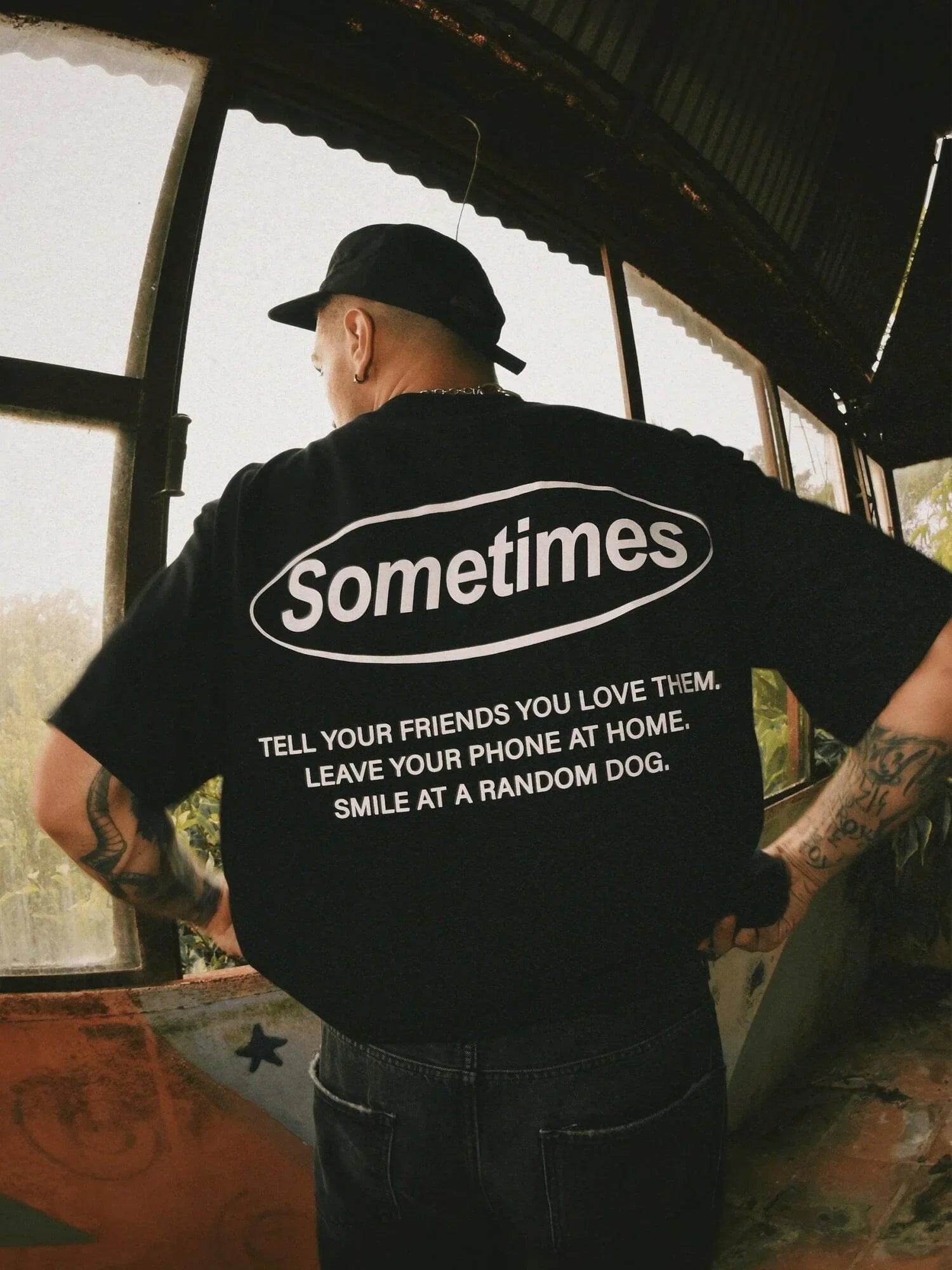 Camiseta Leave Your Phone - Four Street