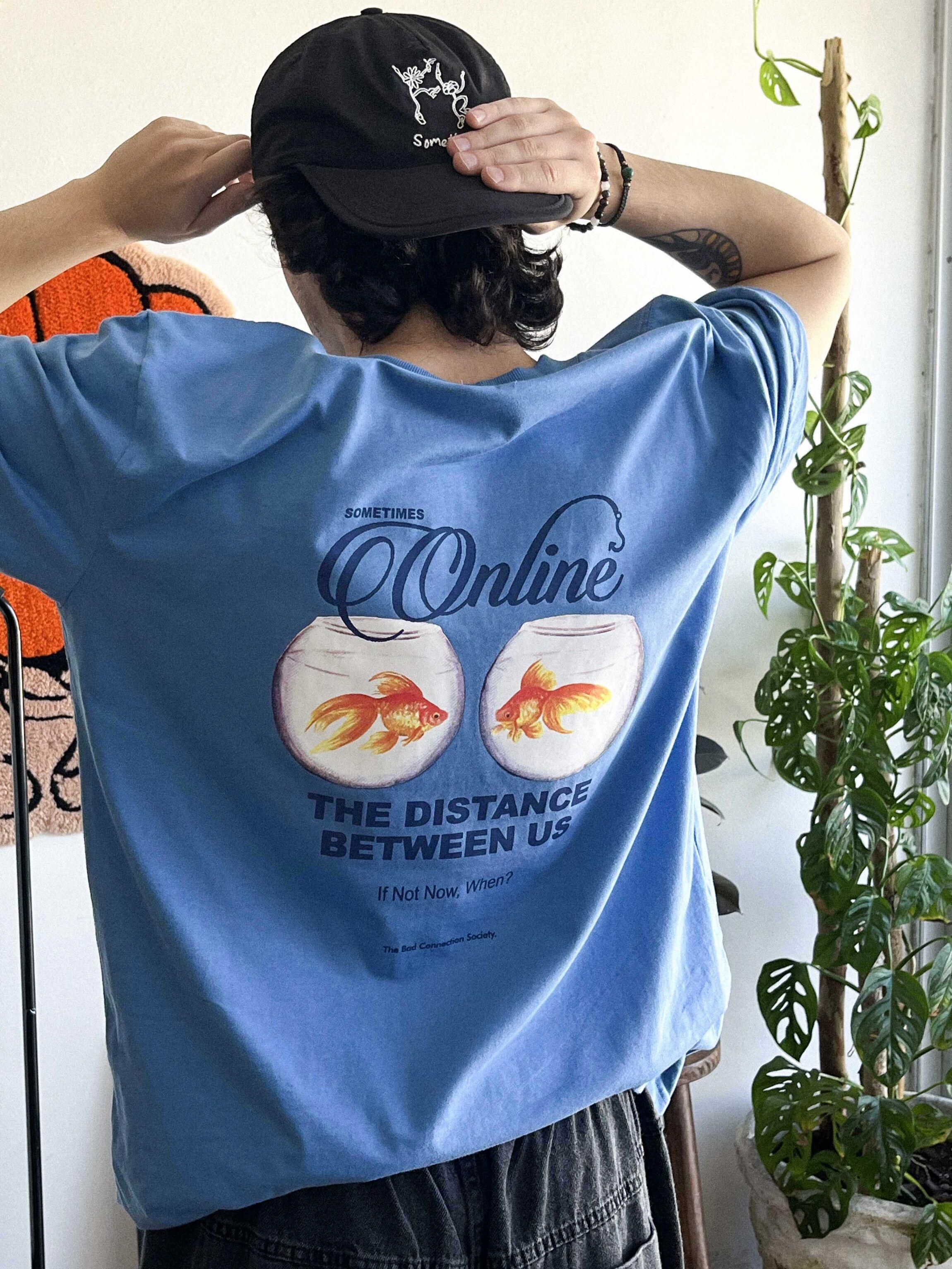 Camiseta Between Us - Four Street