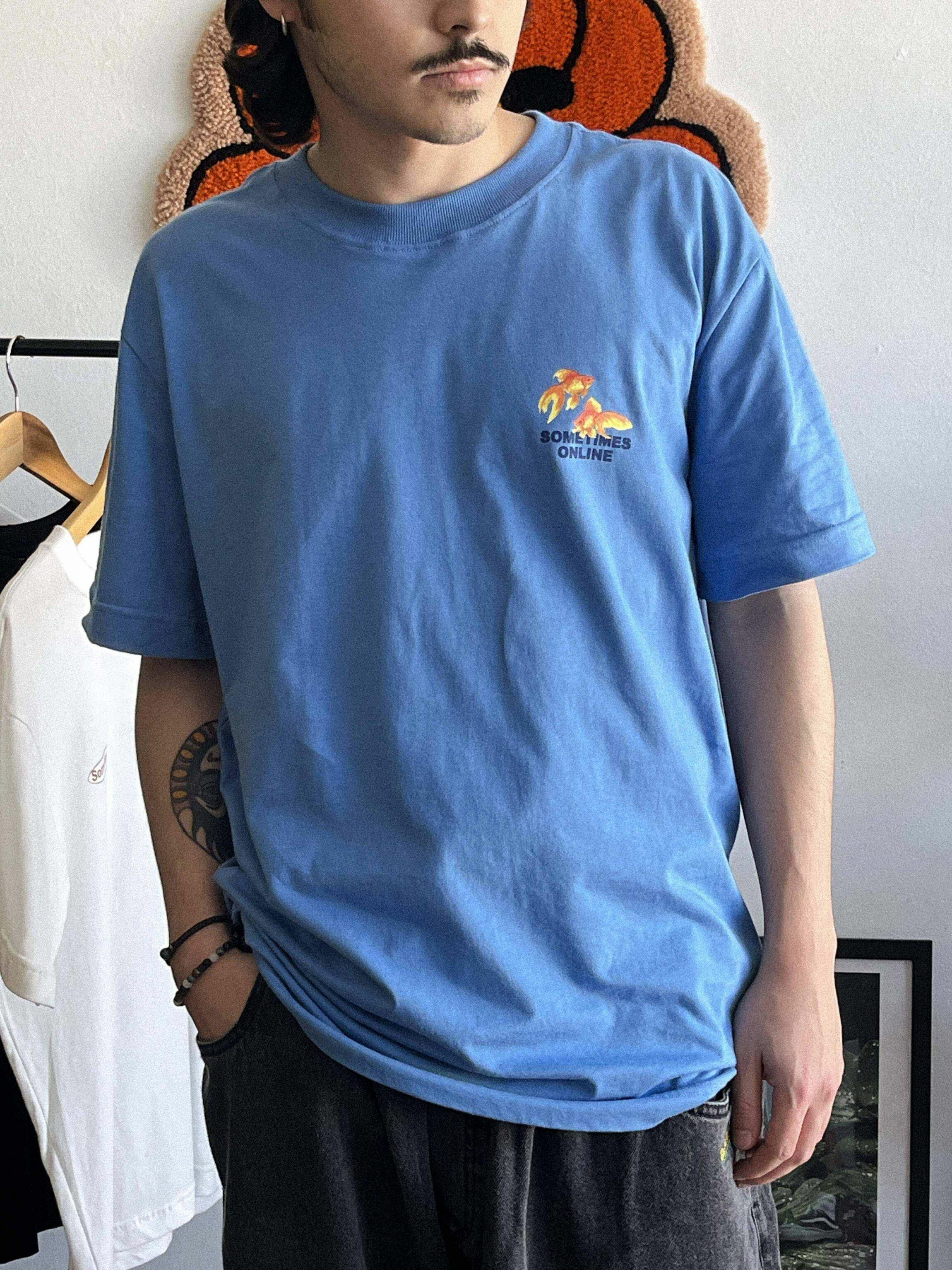 Camiseta Between Us - Four Street