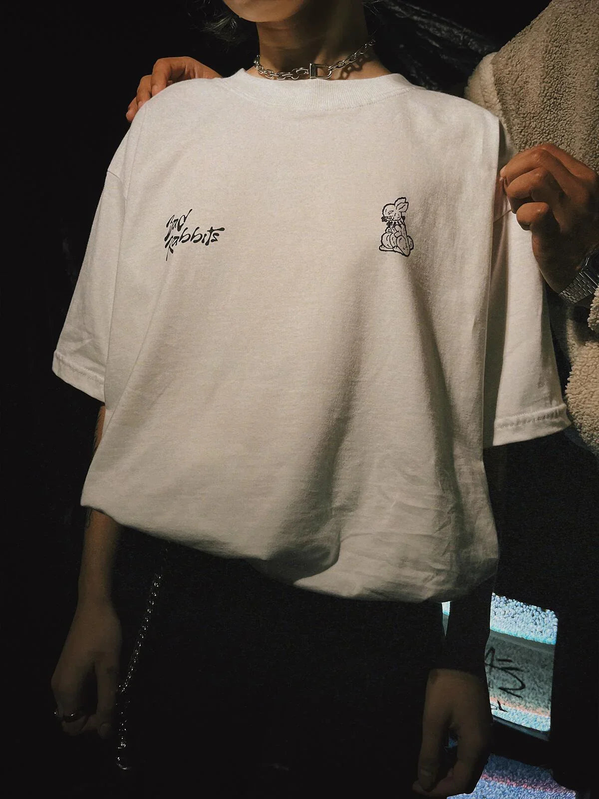 Camiseta Bad Rabbits Off White - Four Street