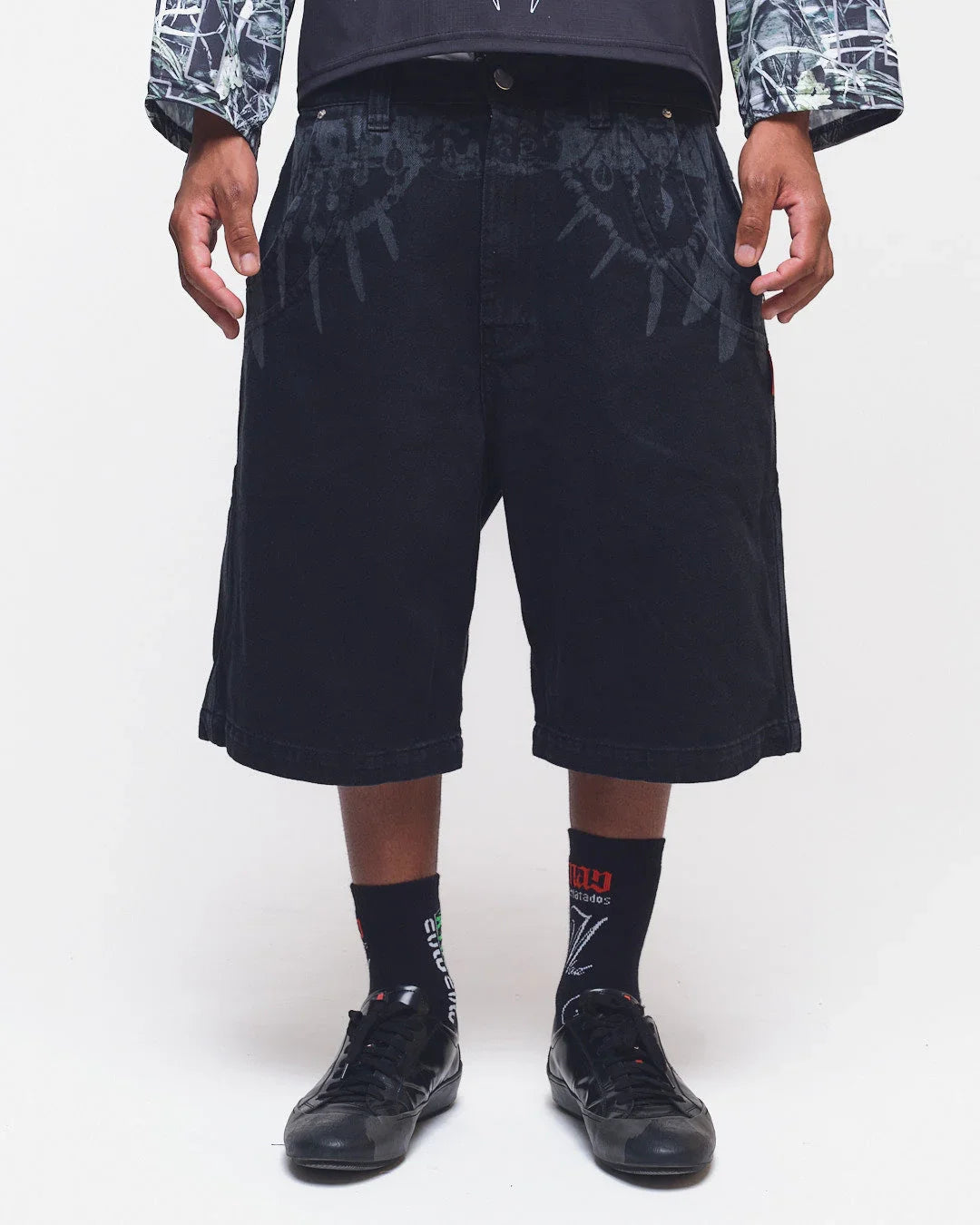 BERMUDA JEANS CURVALÍNEA CINTO TRIBAL - Four Street