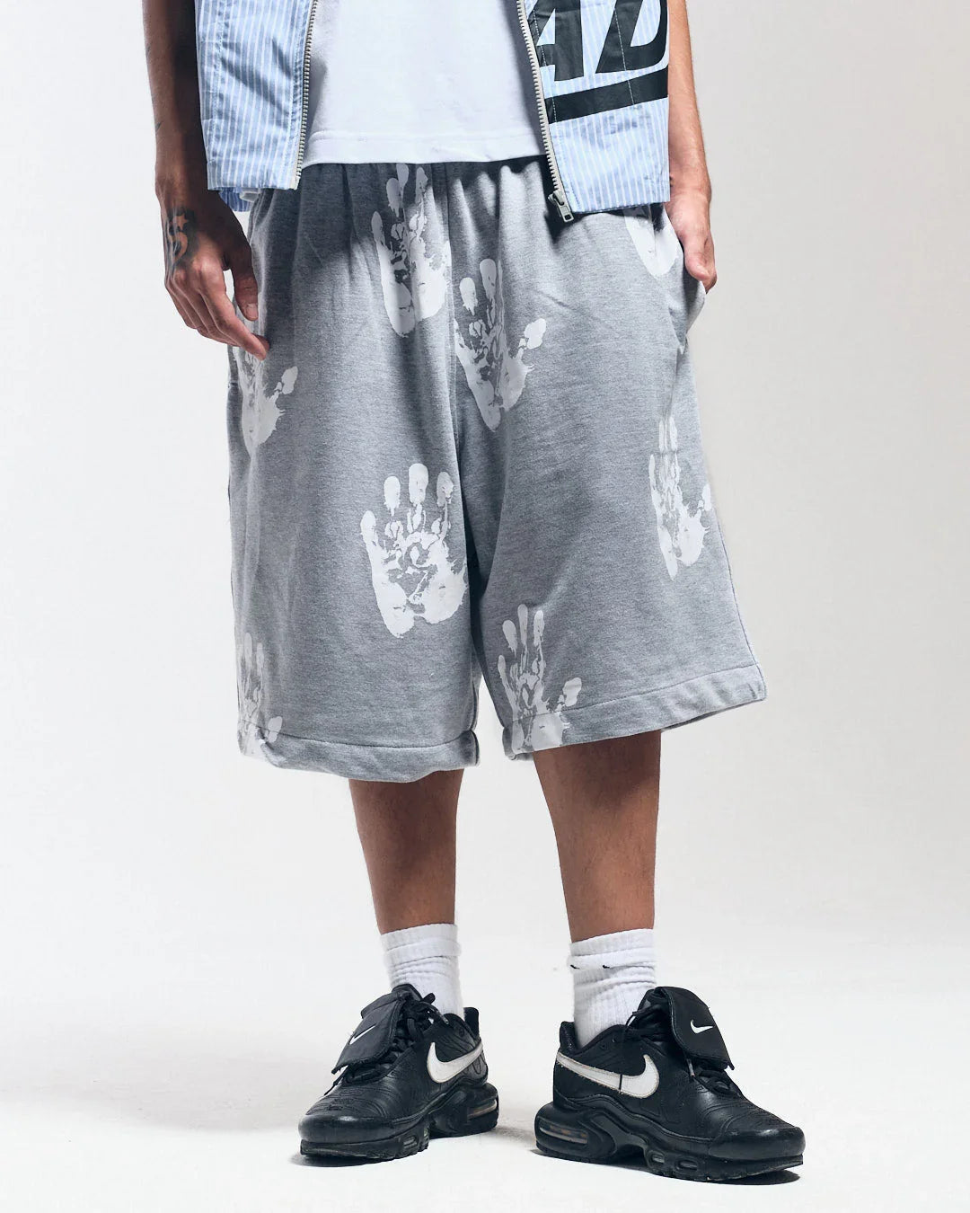 BERMUDA MOLETOM ALL HANDS CINZA - Four Street