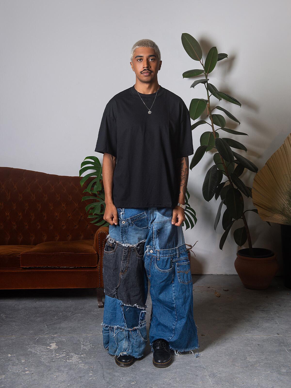 Camiseta Boxy Preta - Four Street