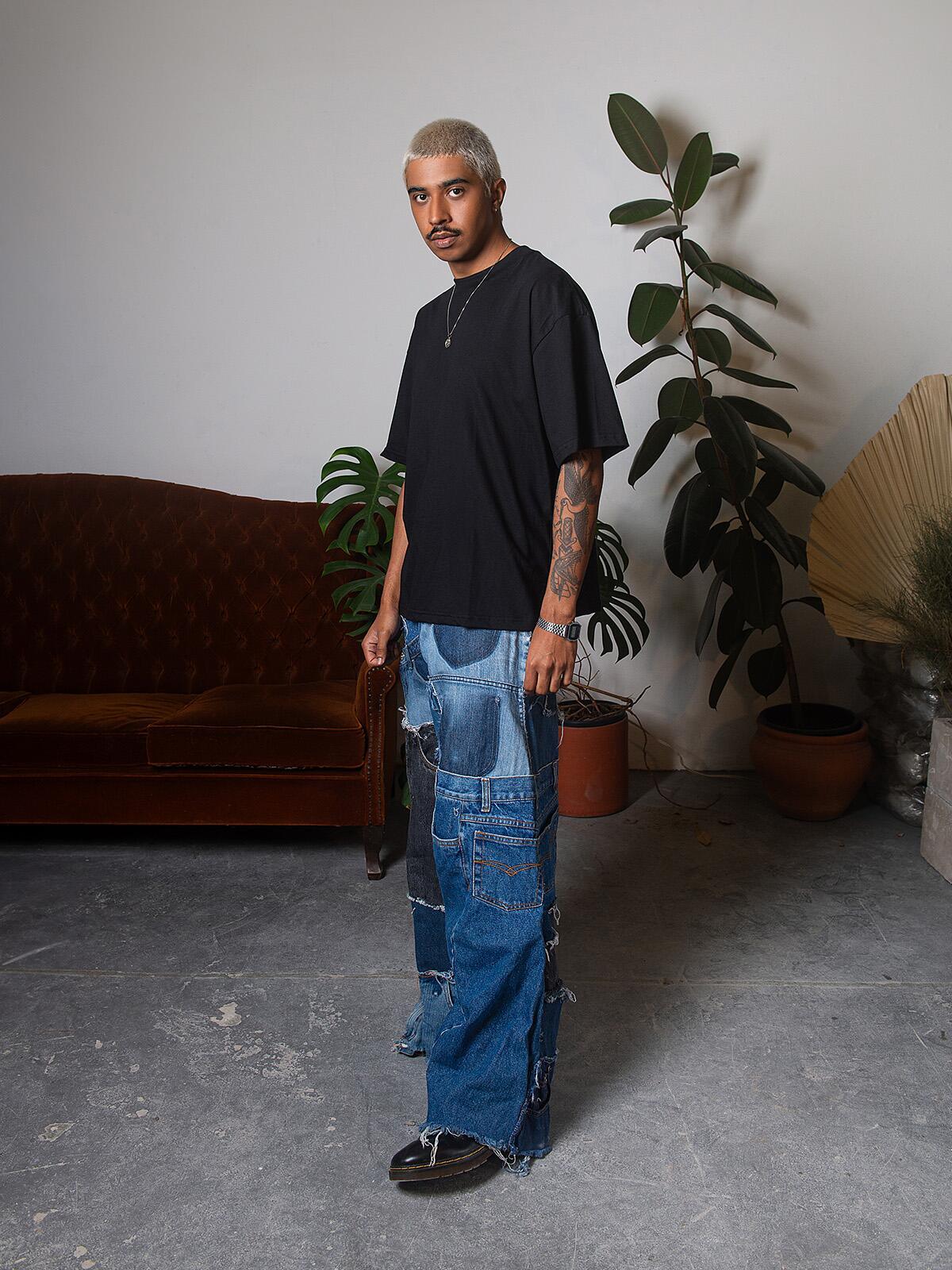 Camiseta Boxy Preta - Four Street