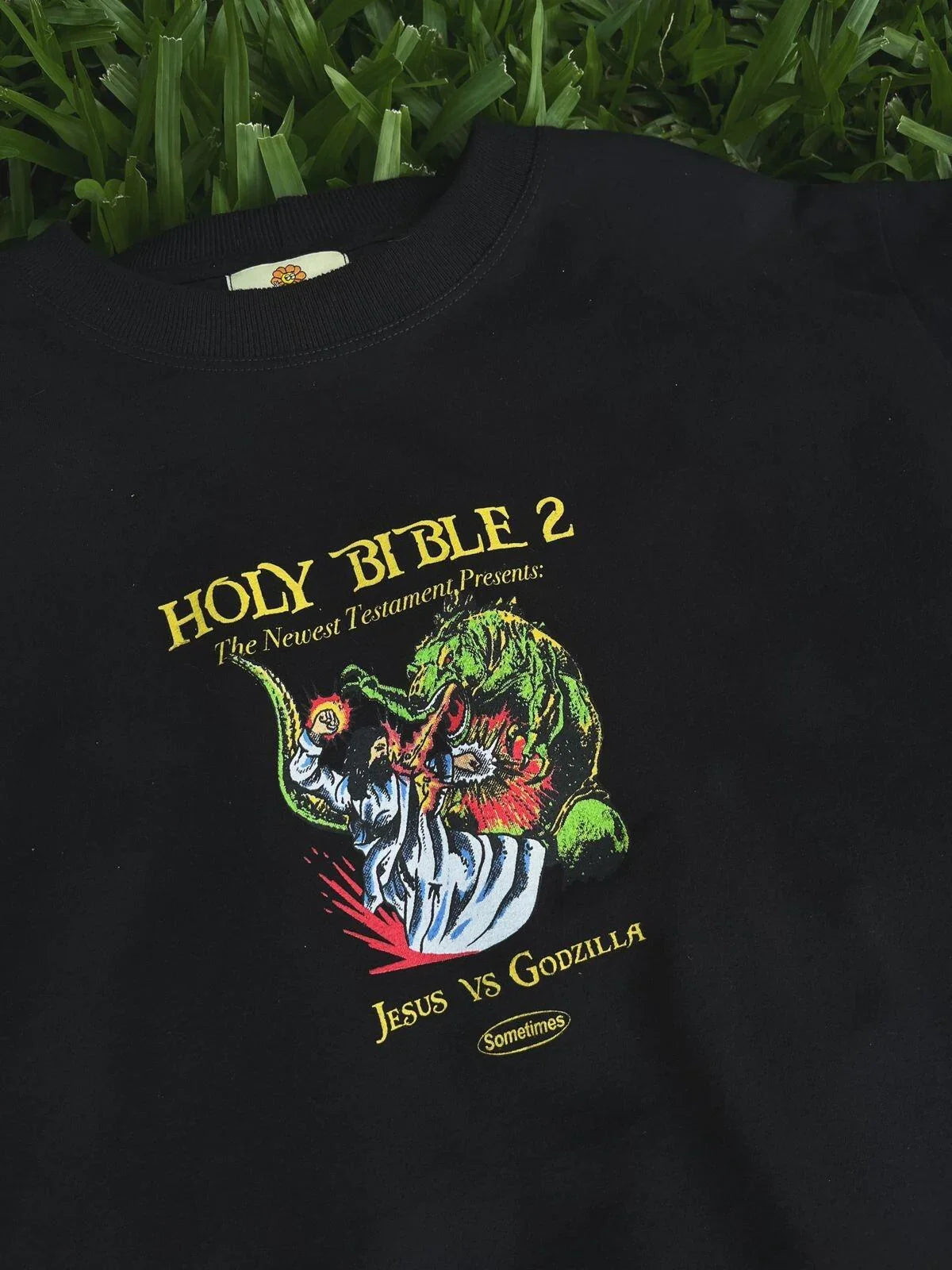 Camiseta Jesus vs Godzilla - Four Street