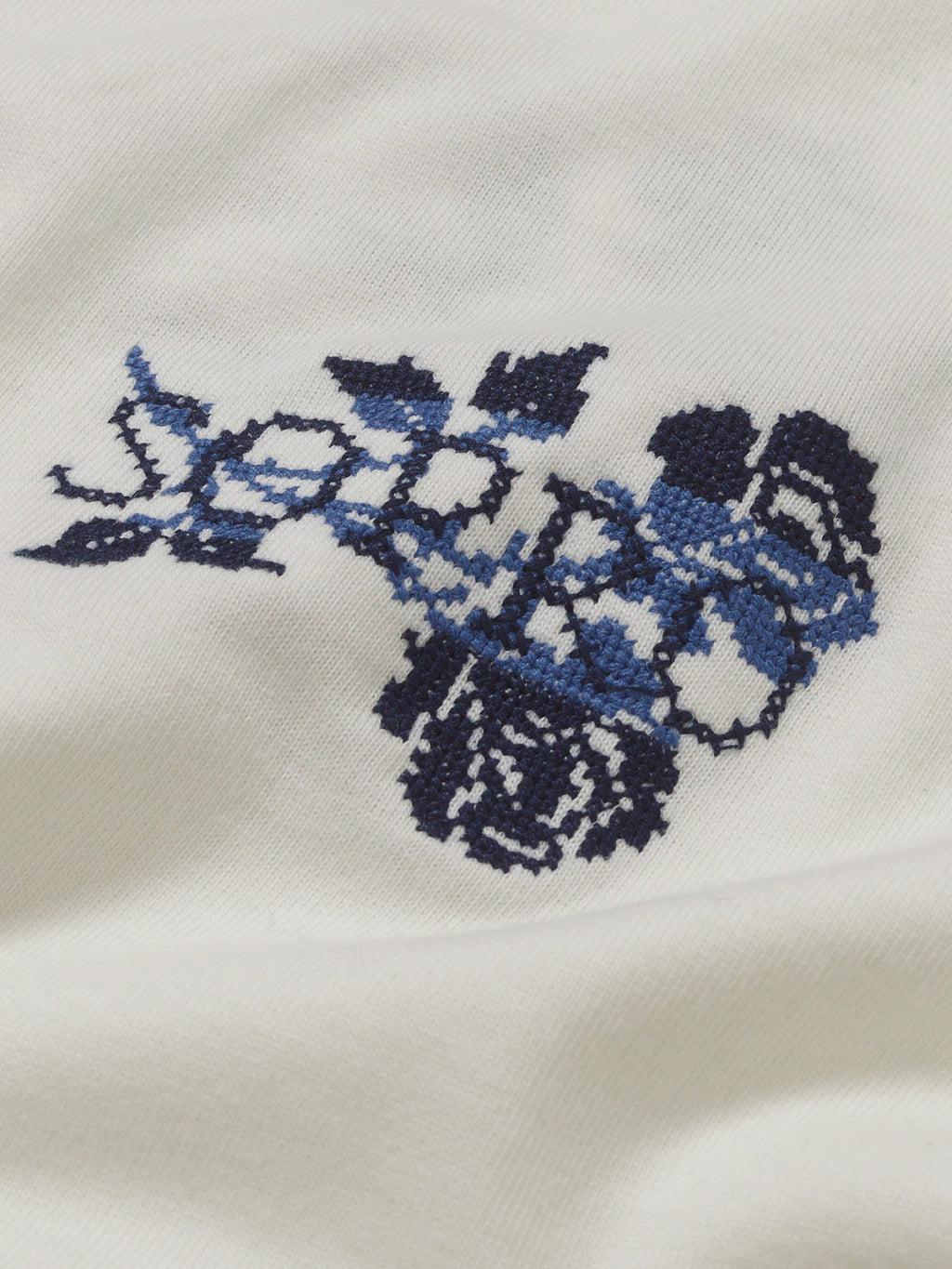 Camiseta Over Flores de Casa