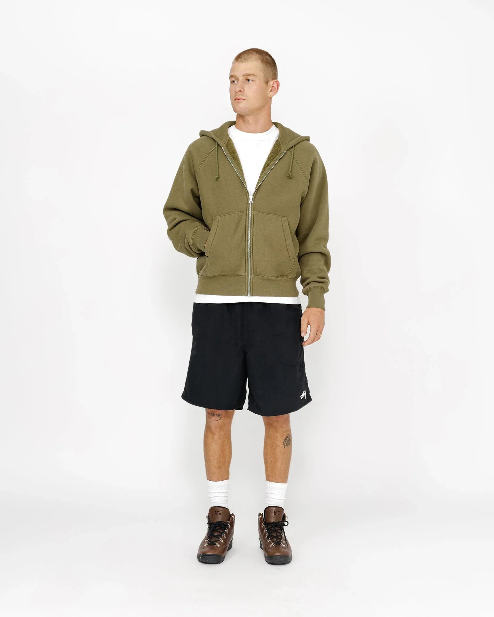 WATER SHORT STOCK - Four Street