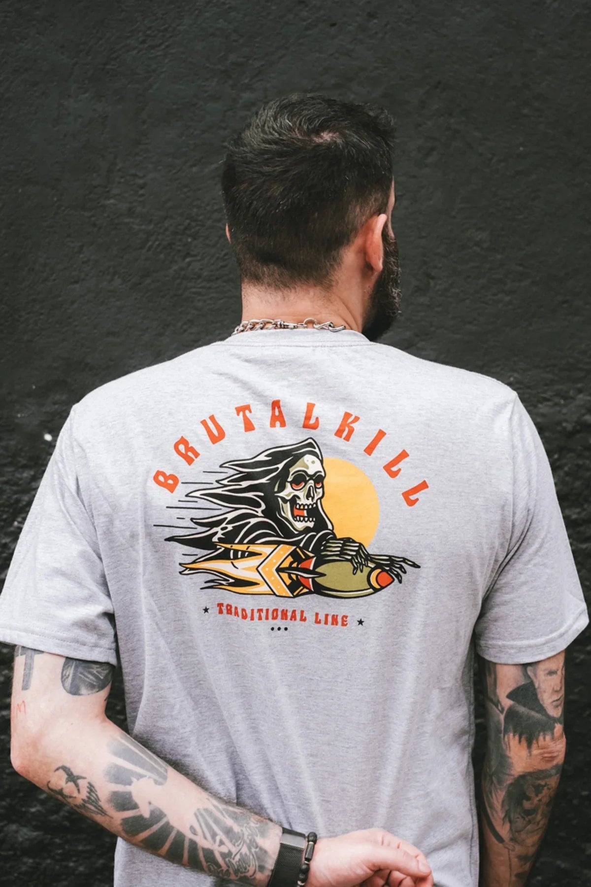 Camiseta - Bombastic - Four Street