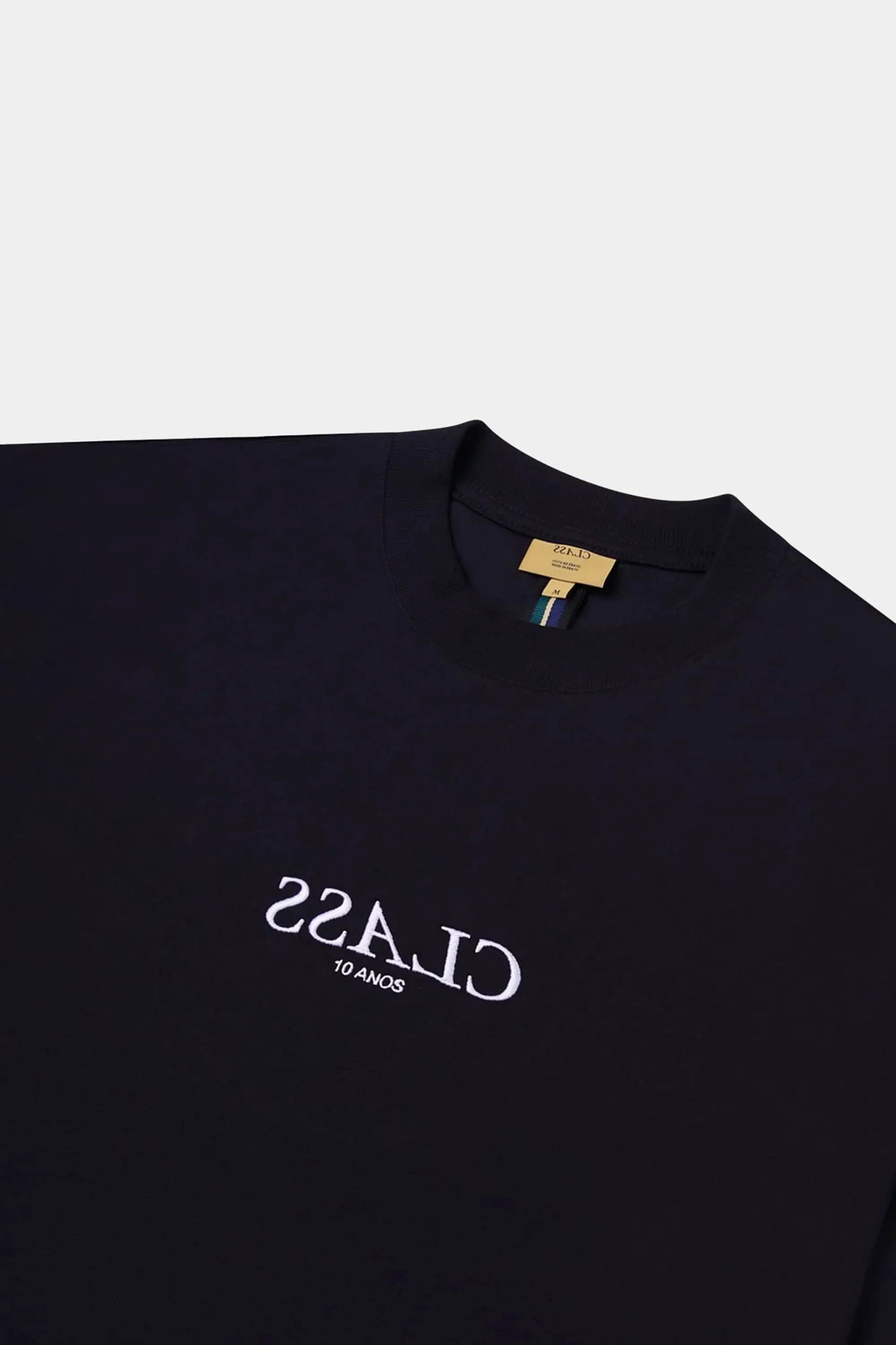 Camiseta Class Inverso 10 Anos (Black) - Four Street