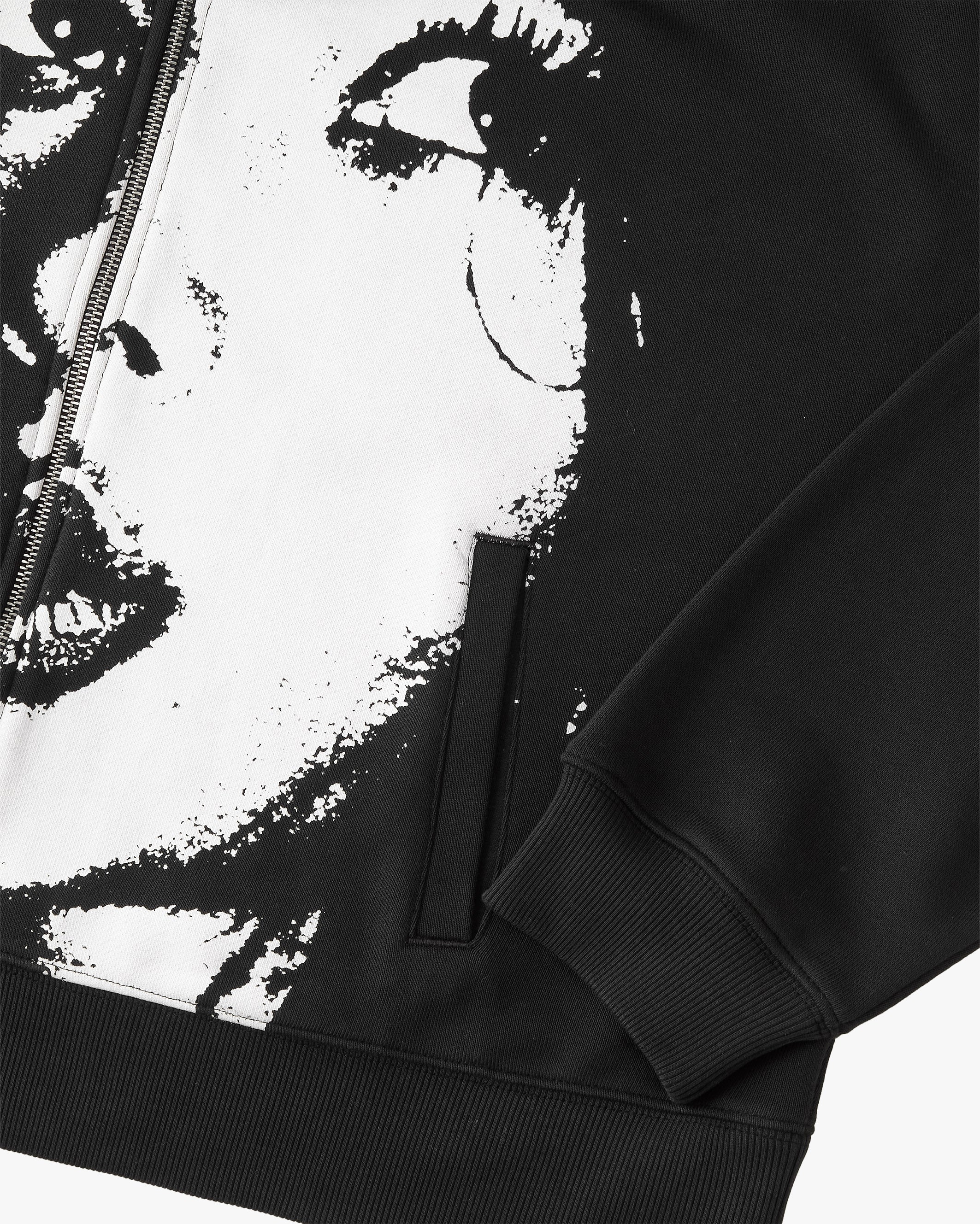 Side-Eye Zip-Up Hoodie Black