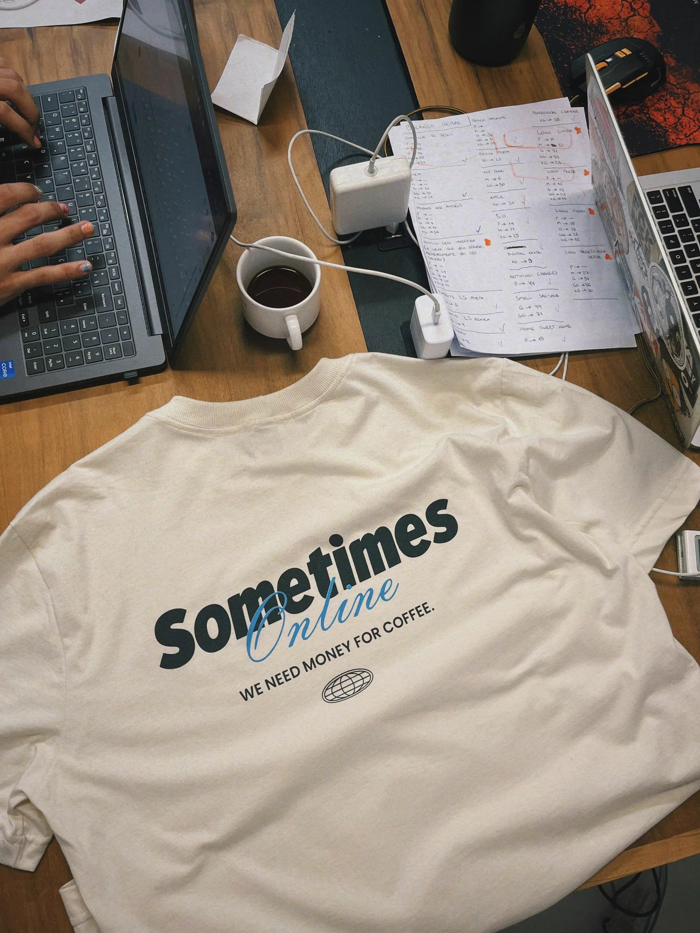 Camiseta Money For Coffee - Four Street