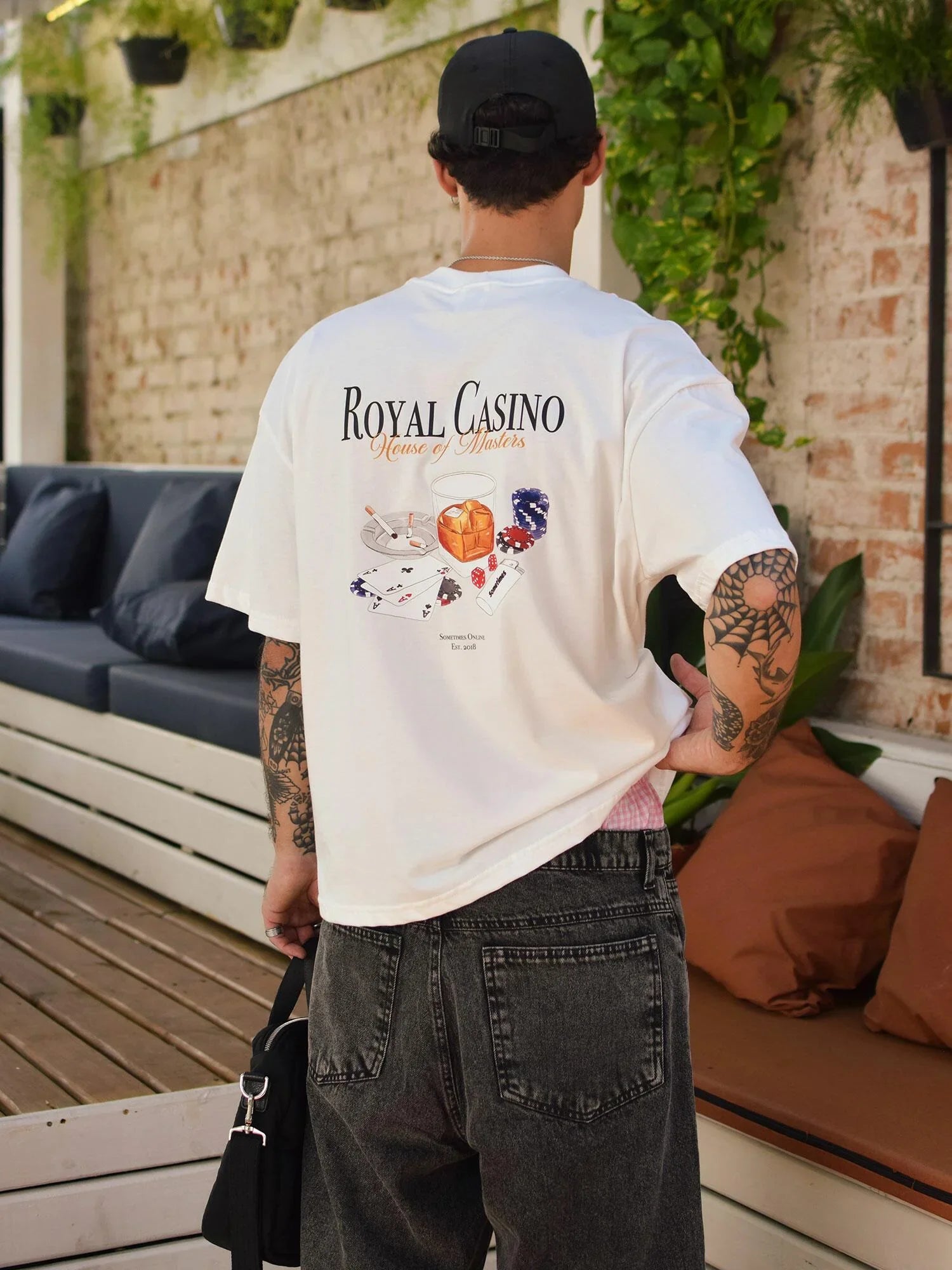 Camiseta Boxy Royal Casino - Four Street