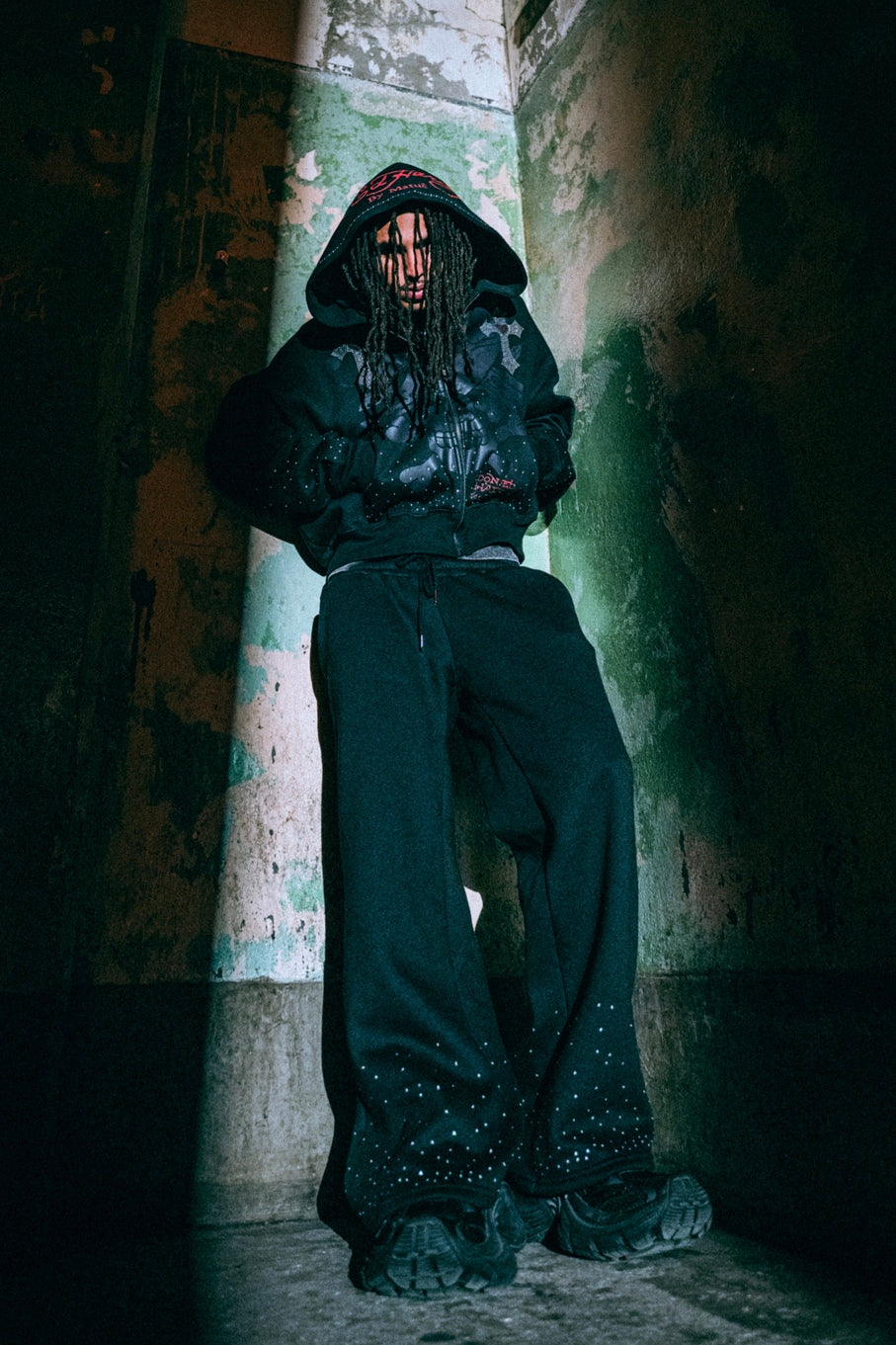 Calça Moletom Preta "Cruz" Ed Hardy x Matuê