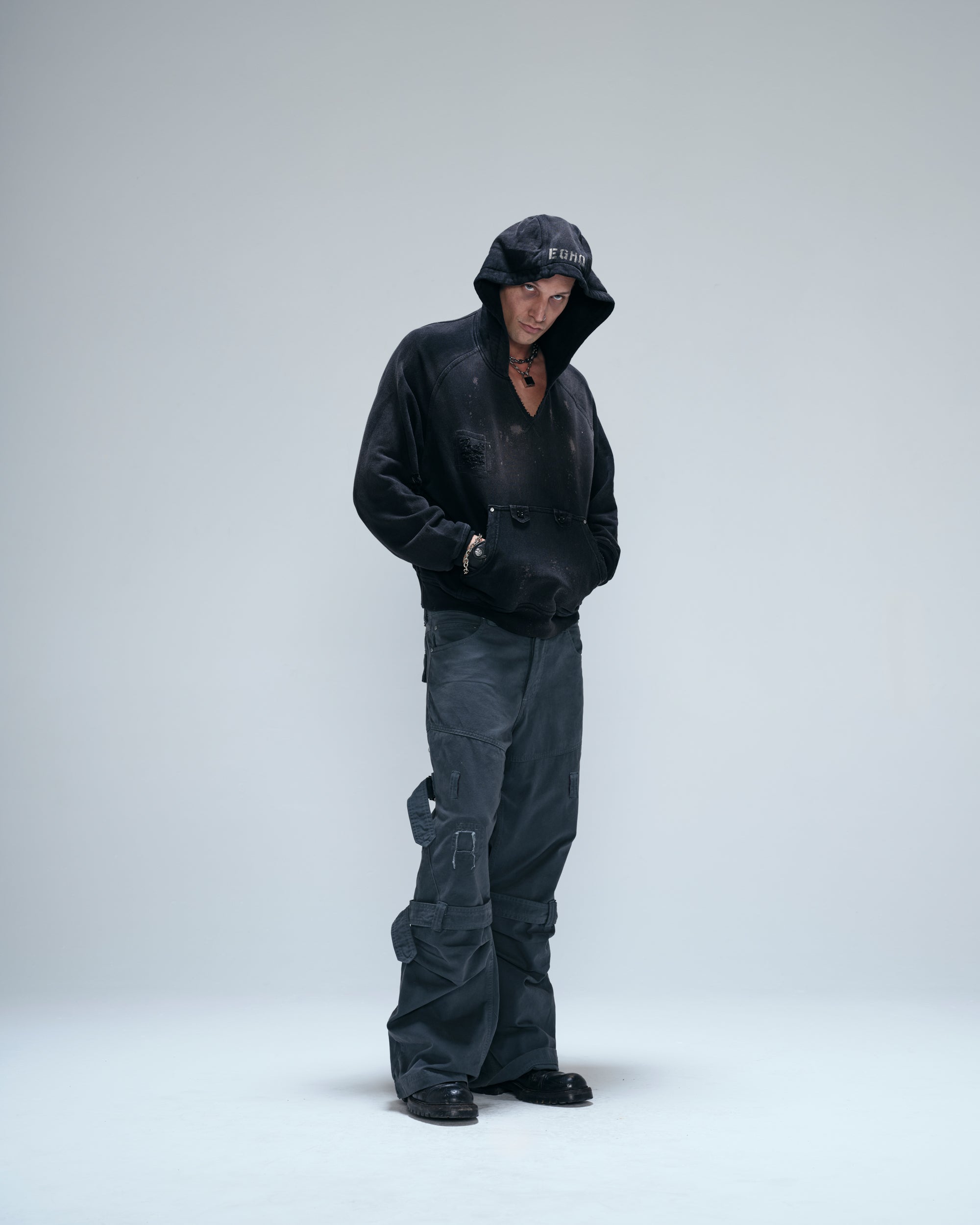 VOID HOODIE - DIRTY BLACK