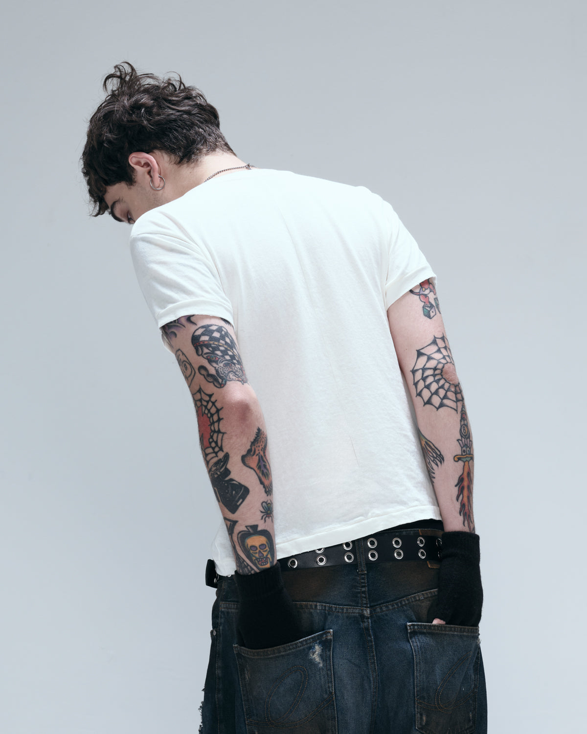 EXCLUSIVE REGULAR GAZE TEE - OW