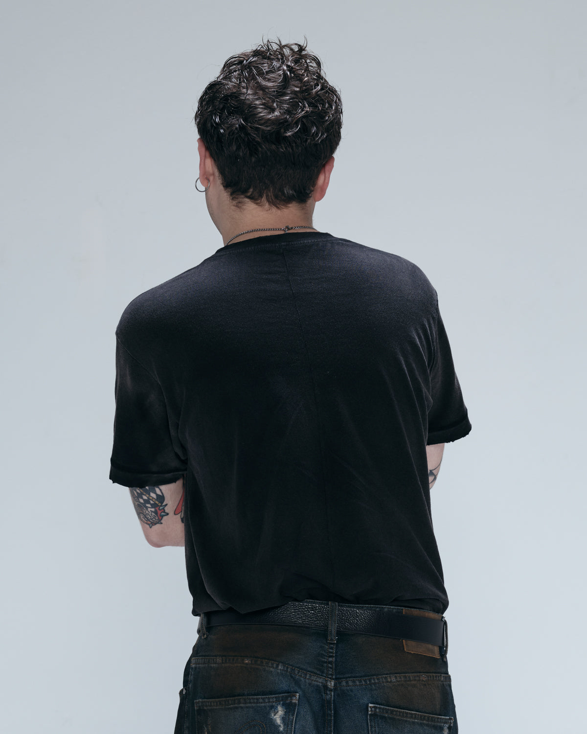 GNOSIS REGULAR GAZE TEE - FADED BLACK