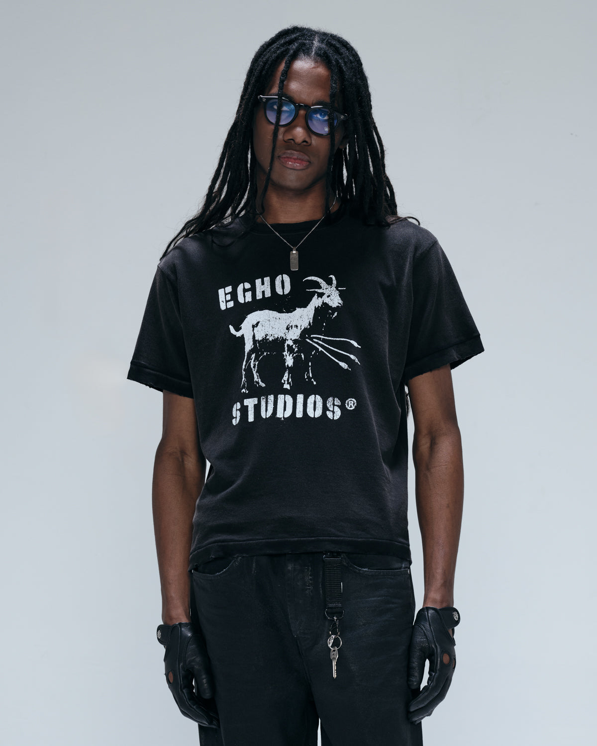 GOAT REGULAR GAZE TEE- FADED BLACK