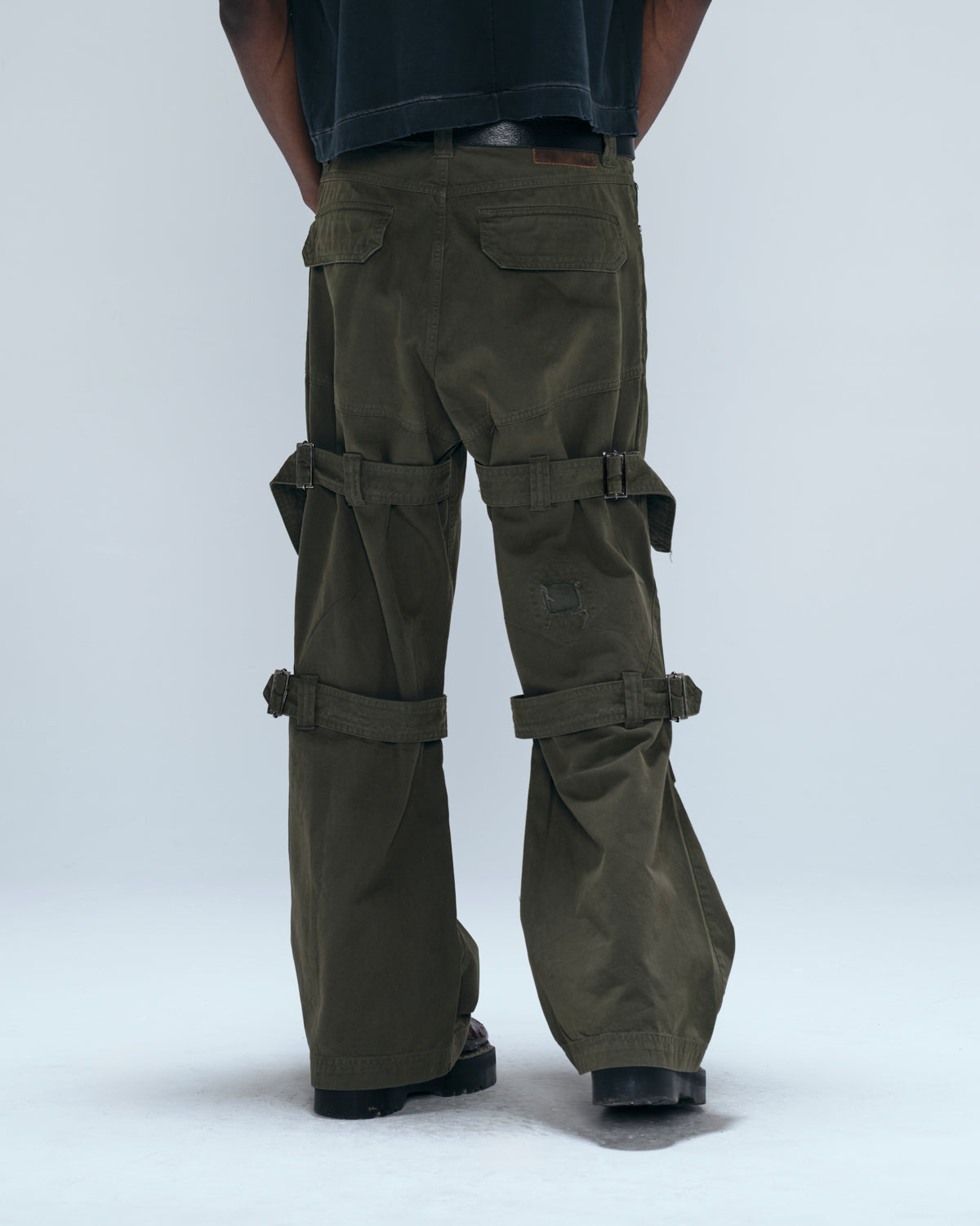 ARMY STRAIT PANTS - OLIVE GREEN