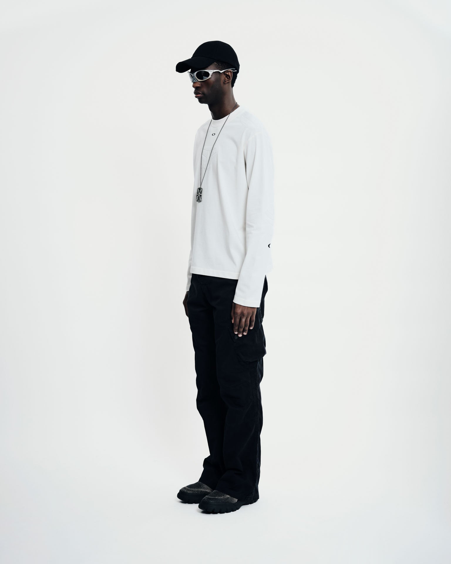 Camiseta Manga Longa Piet + Oakley - Bone White