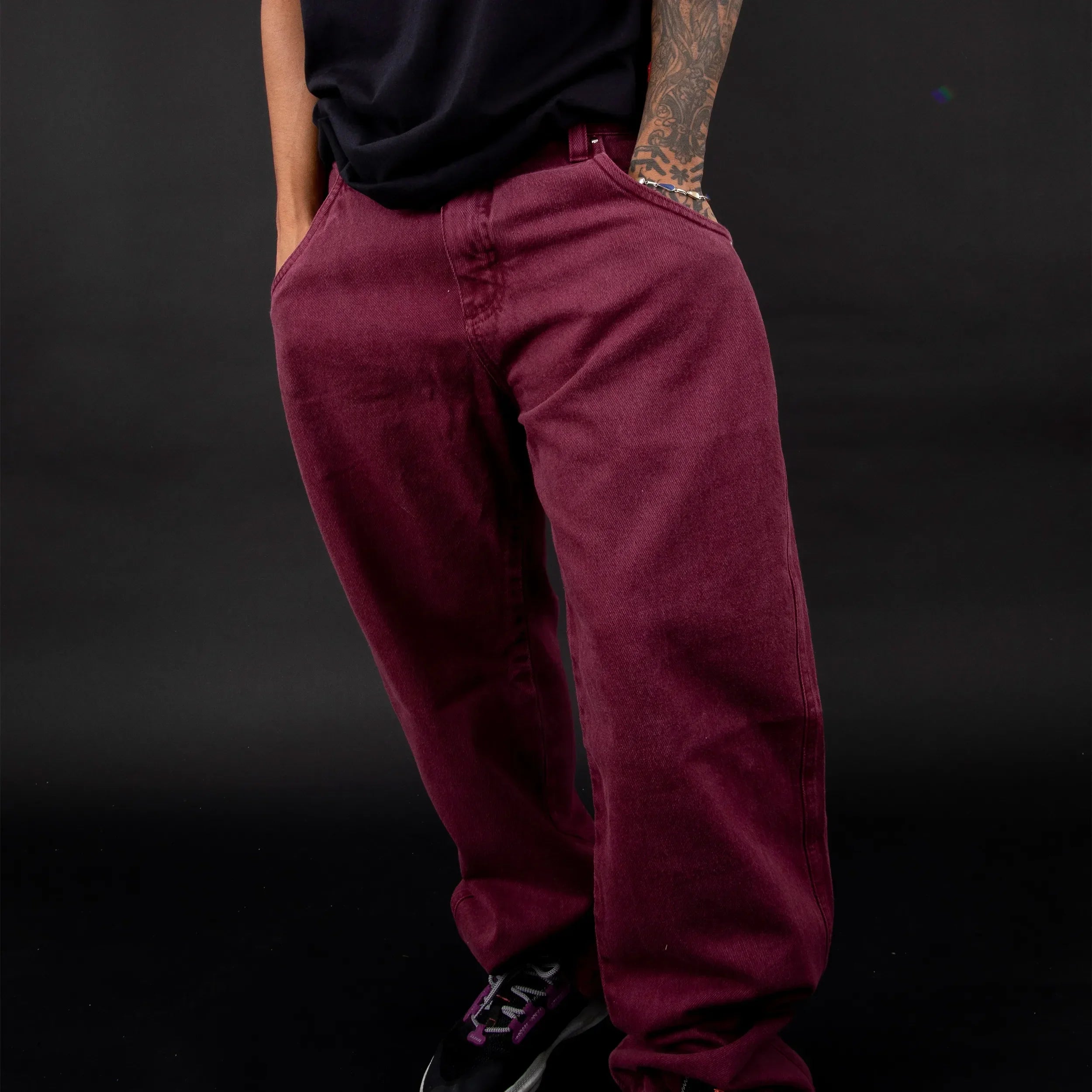 Jeans Pants Logo Line Wine - Four Street