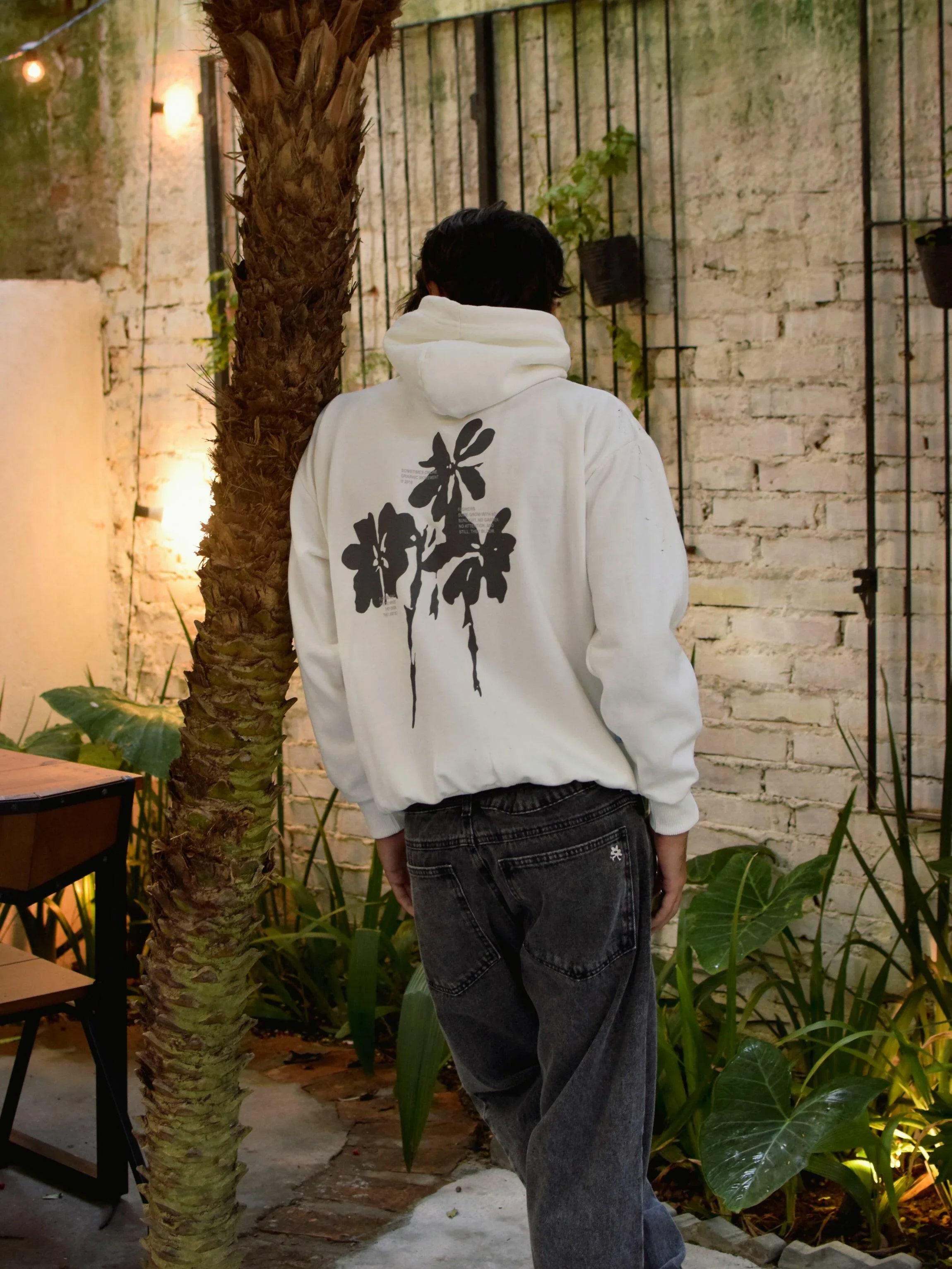 Moletom Canguru Flowers - Four Street