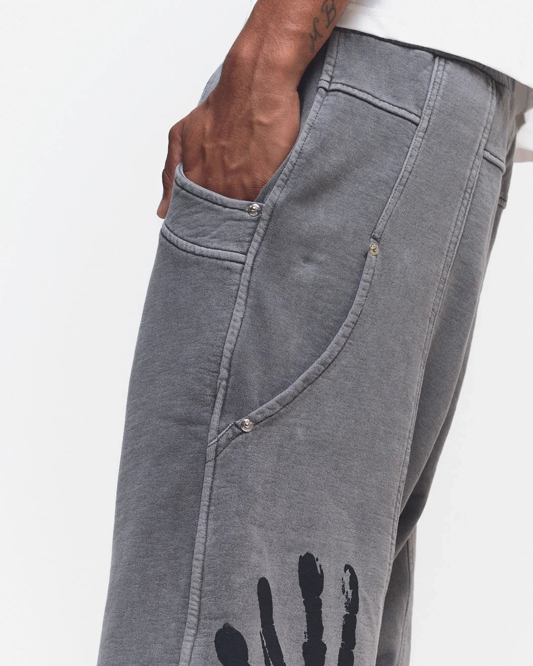 BERMUDA MOLETINHO DOUBLE HAND CINZA - Four Street