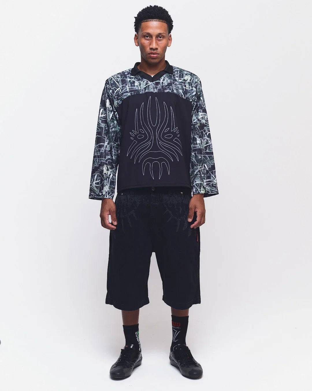 BERMUDA JEANS CURVALÍNEA CINTO TRIBAL - Four Street