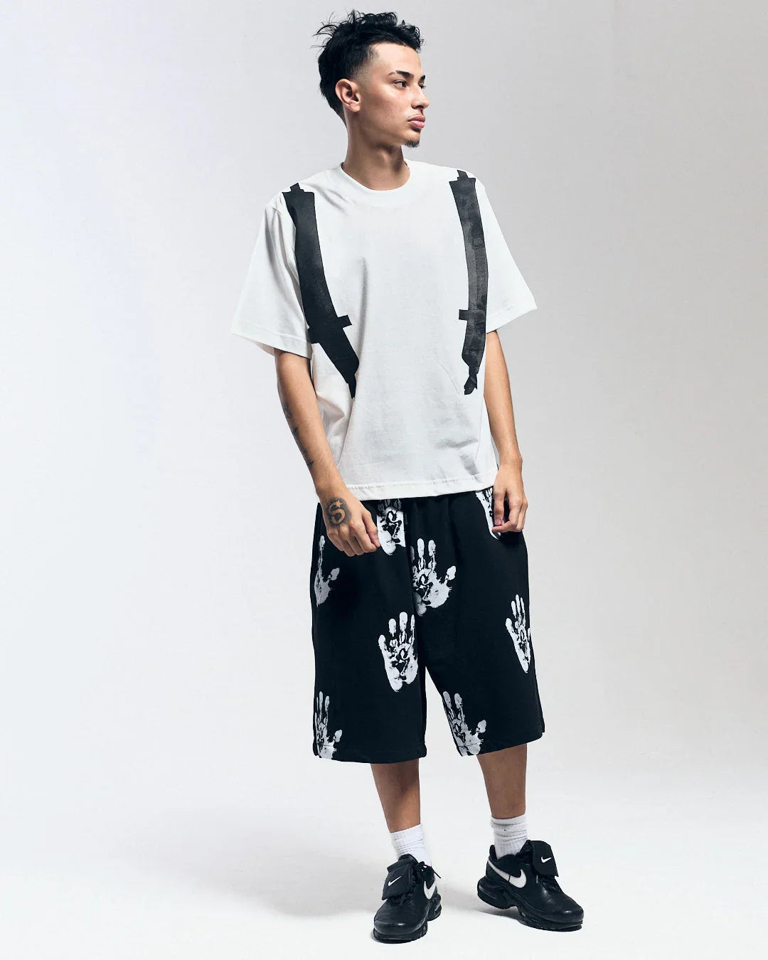 CAMISETA MOCHILA MAD OFF WHITE - Four Street