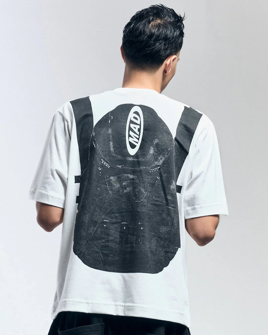 CAMISETA MOCHILA MAD OFF WHITE - Four Street