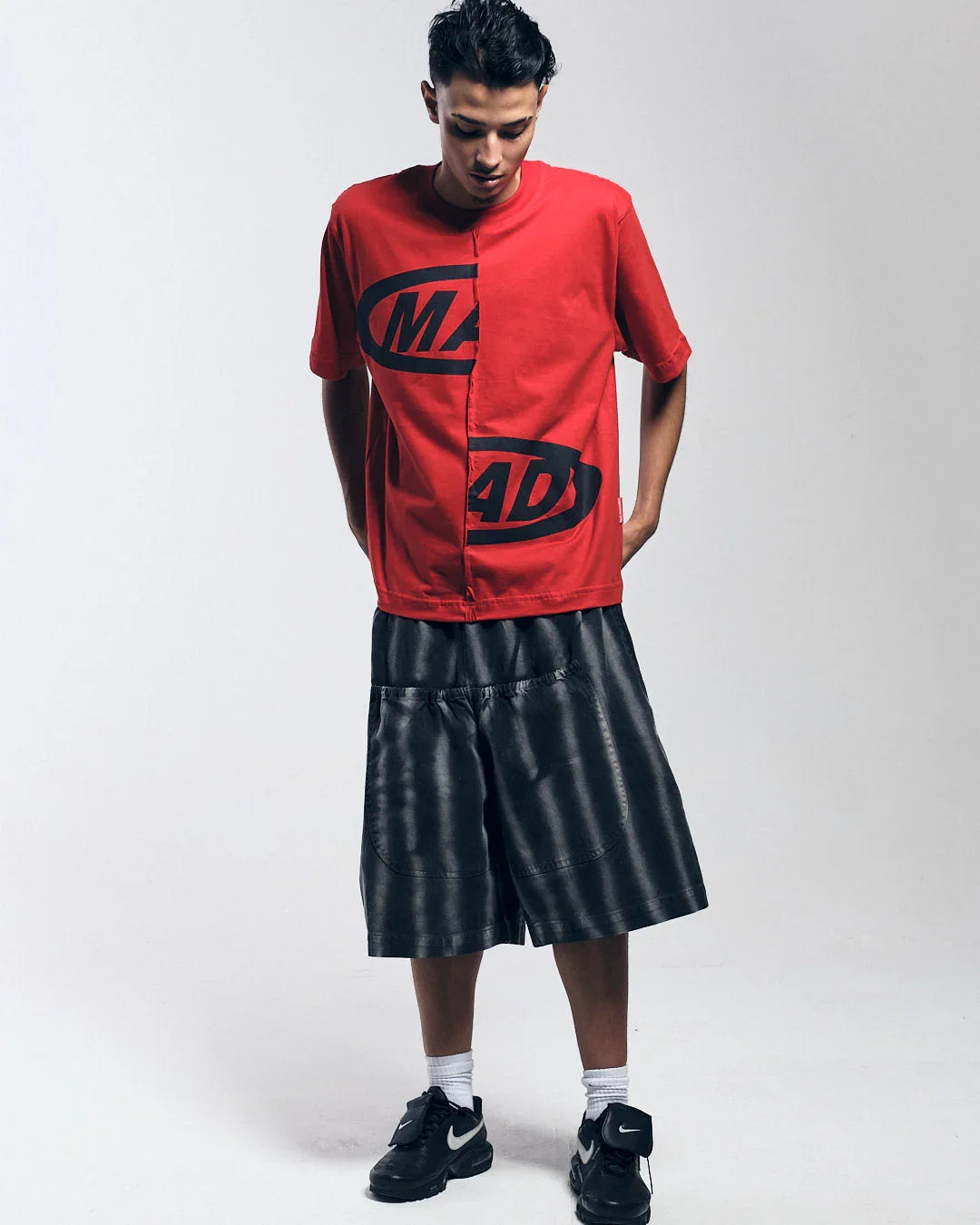 CAMISETA PORTAL VERMELHA - Four Street